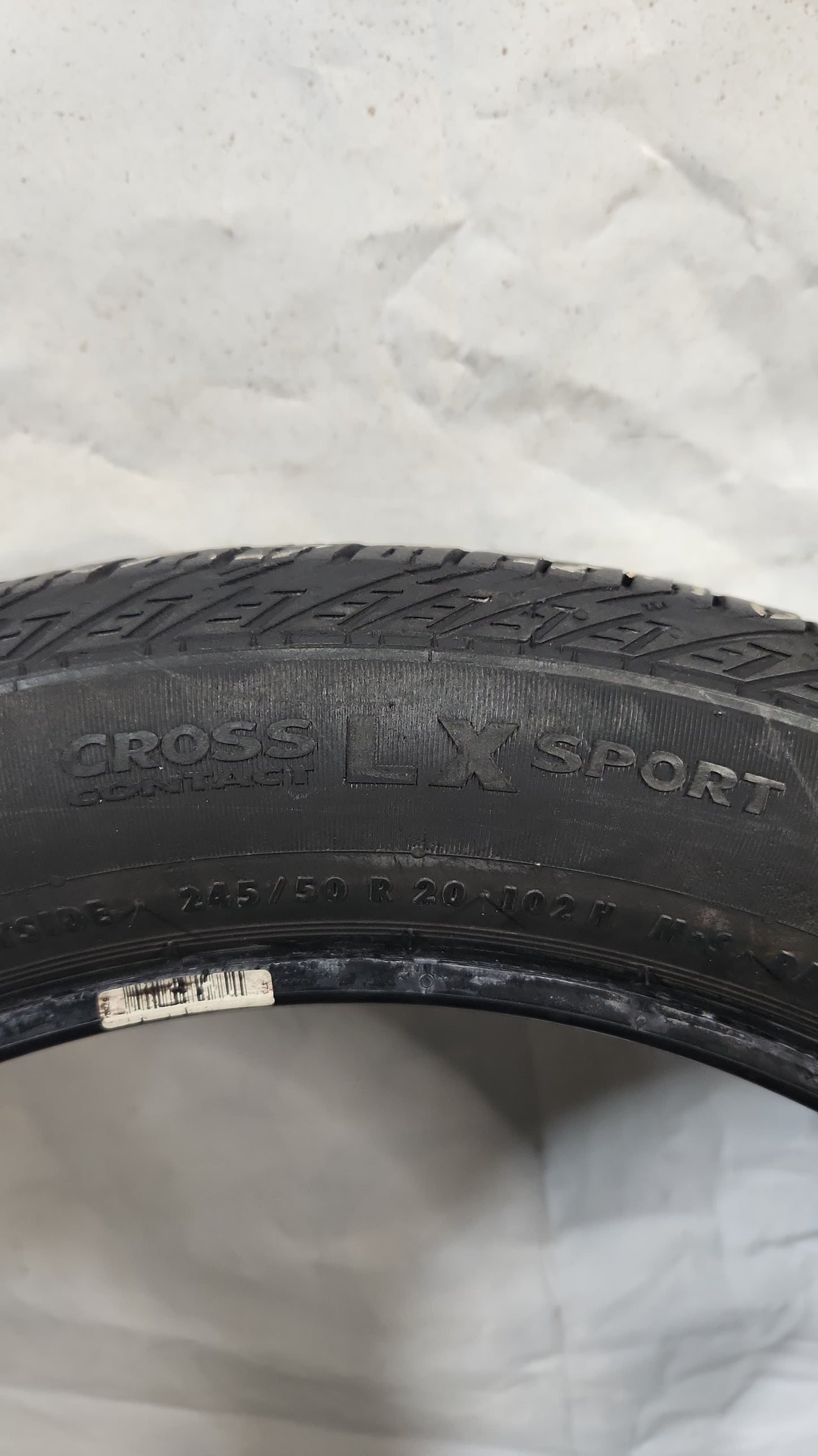 Used Tire - 245/50R20 Continental Cross Contact LX Sport