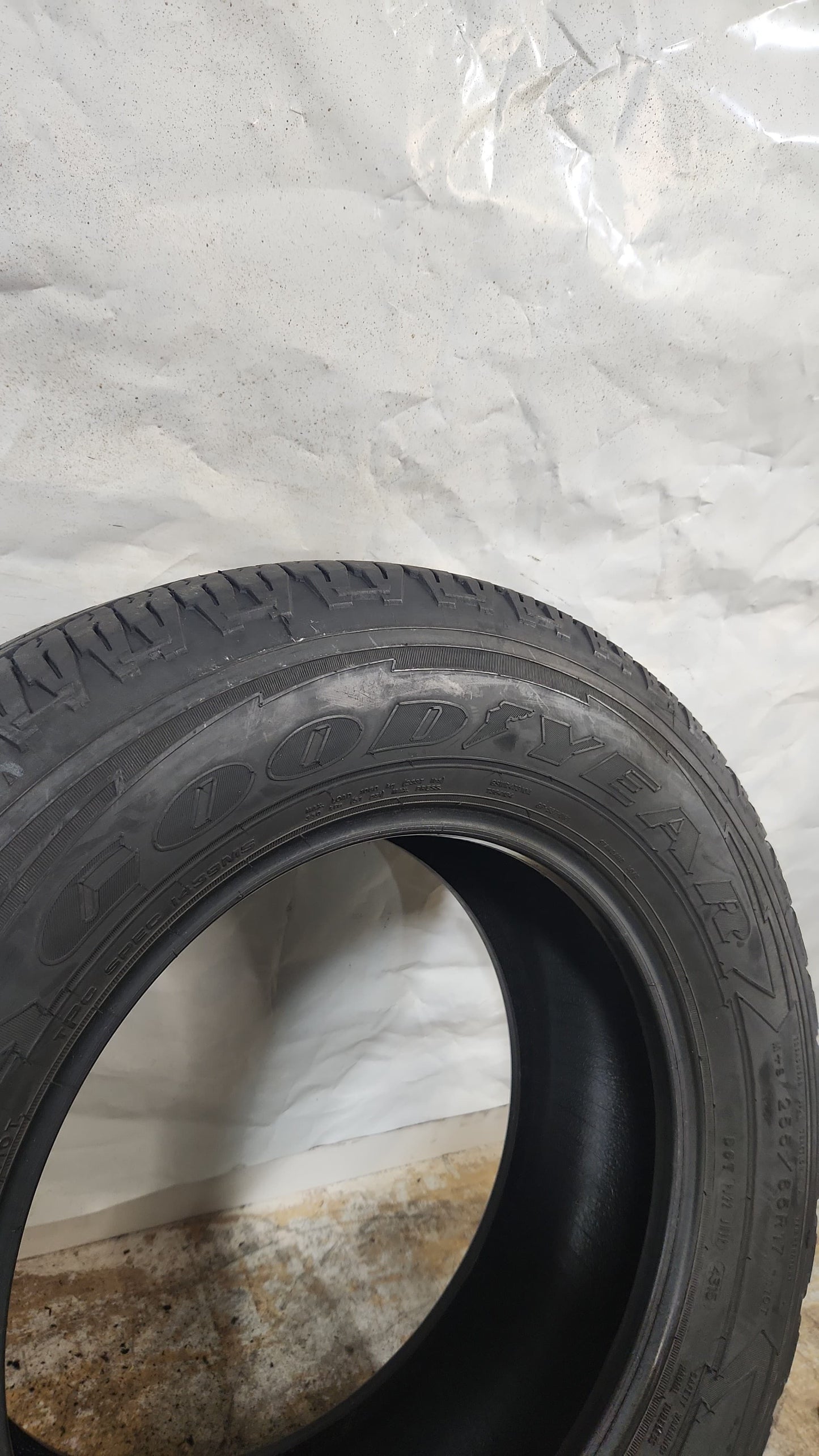 Used Tire - 255/65R17 Goodyear Wrangler Fortitude HT
