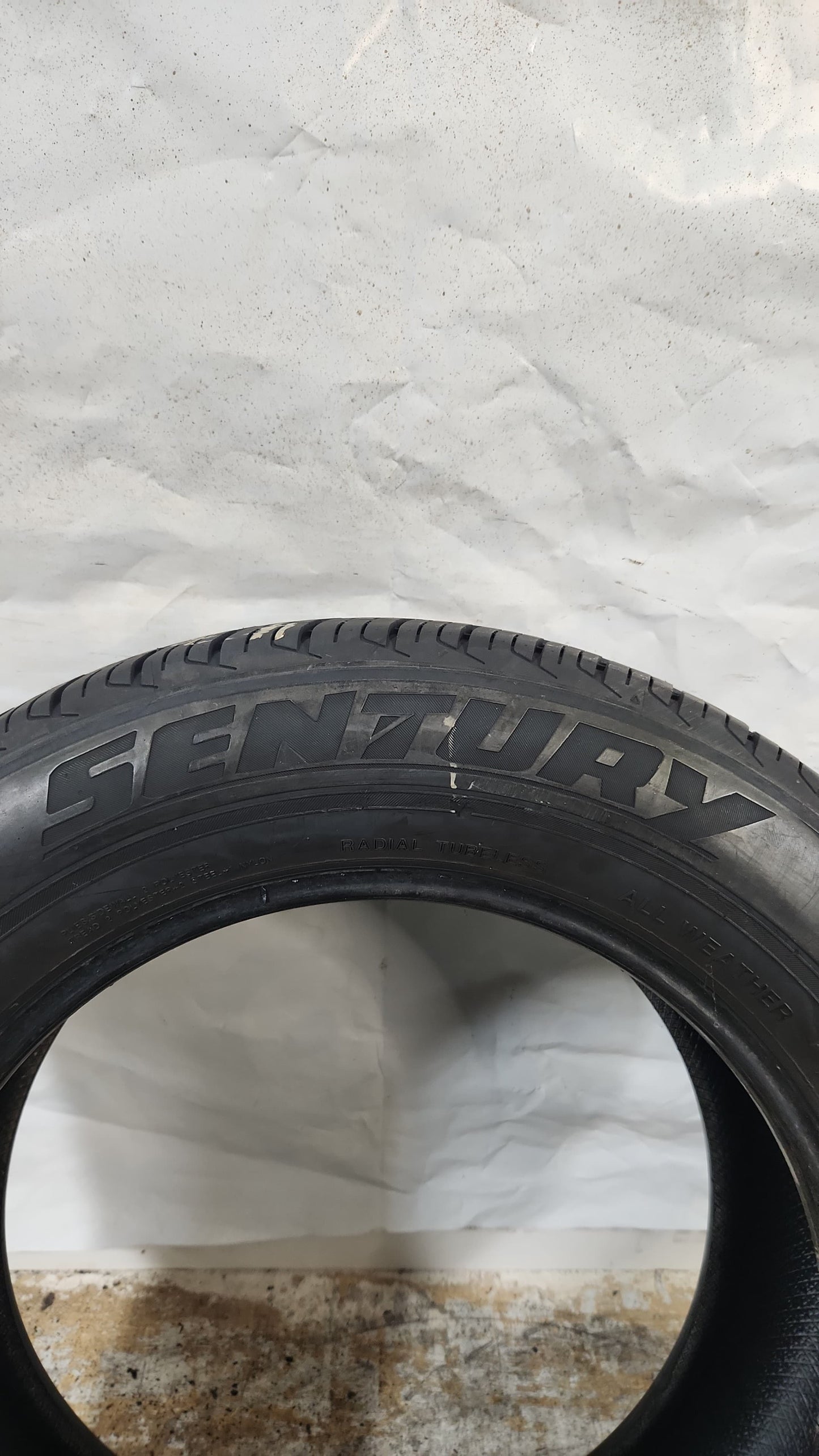 Used Tire - 245/60R18 Sentury Crossover
