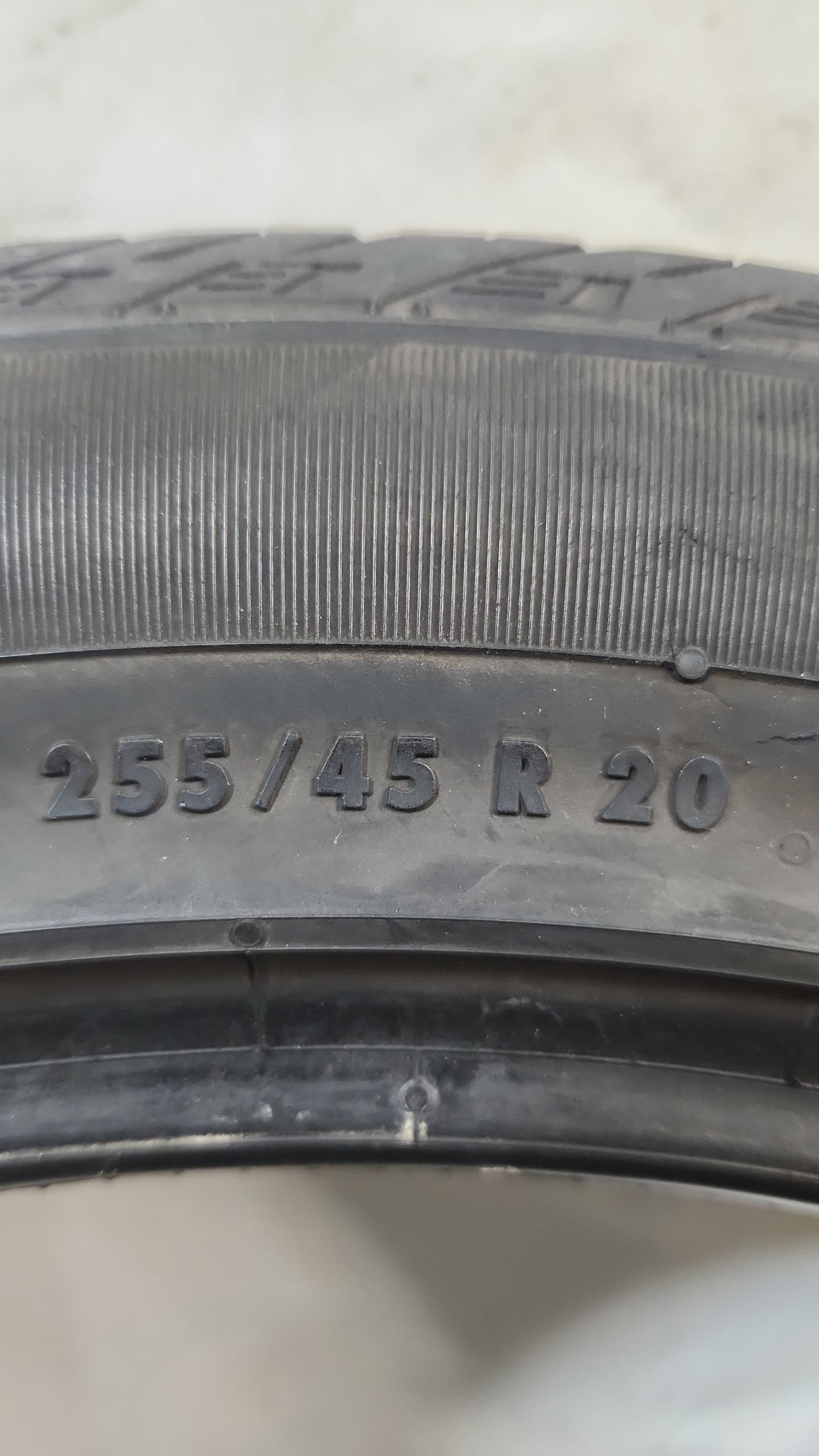 Used Tire - 255/45R20 Continental Cross Contact LX Sport