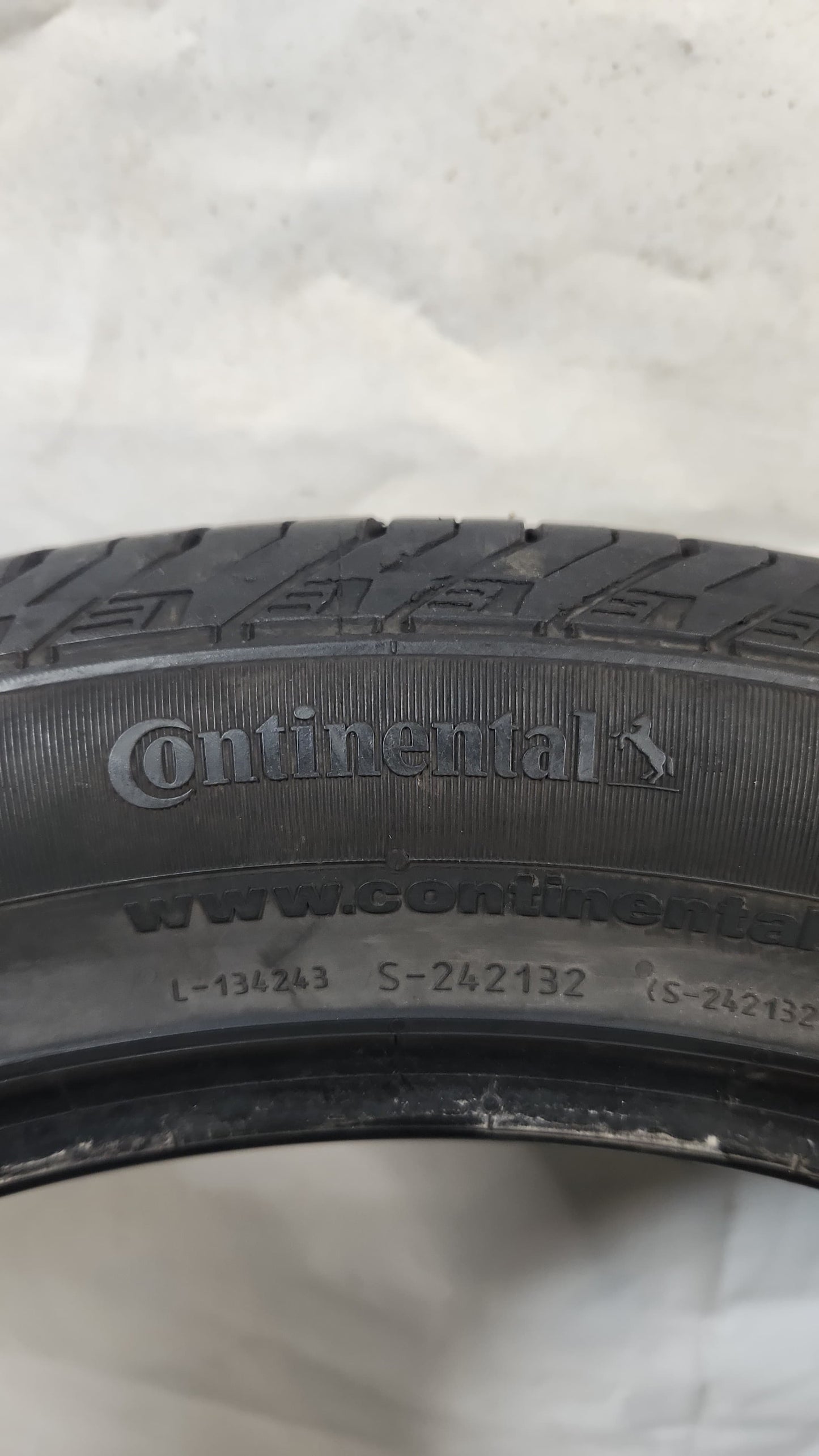 Used Tire - 255/45R20 Continental Cross Contact LX Sport