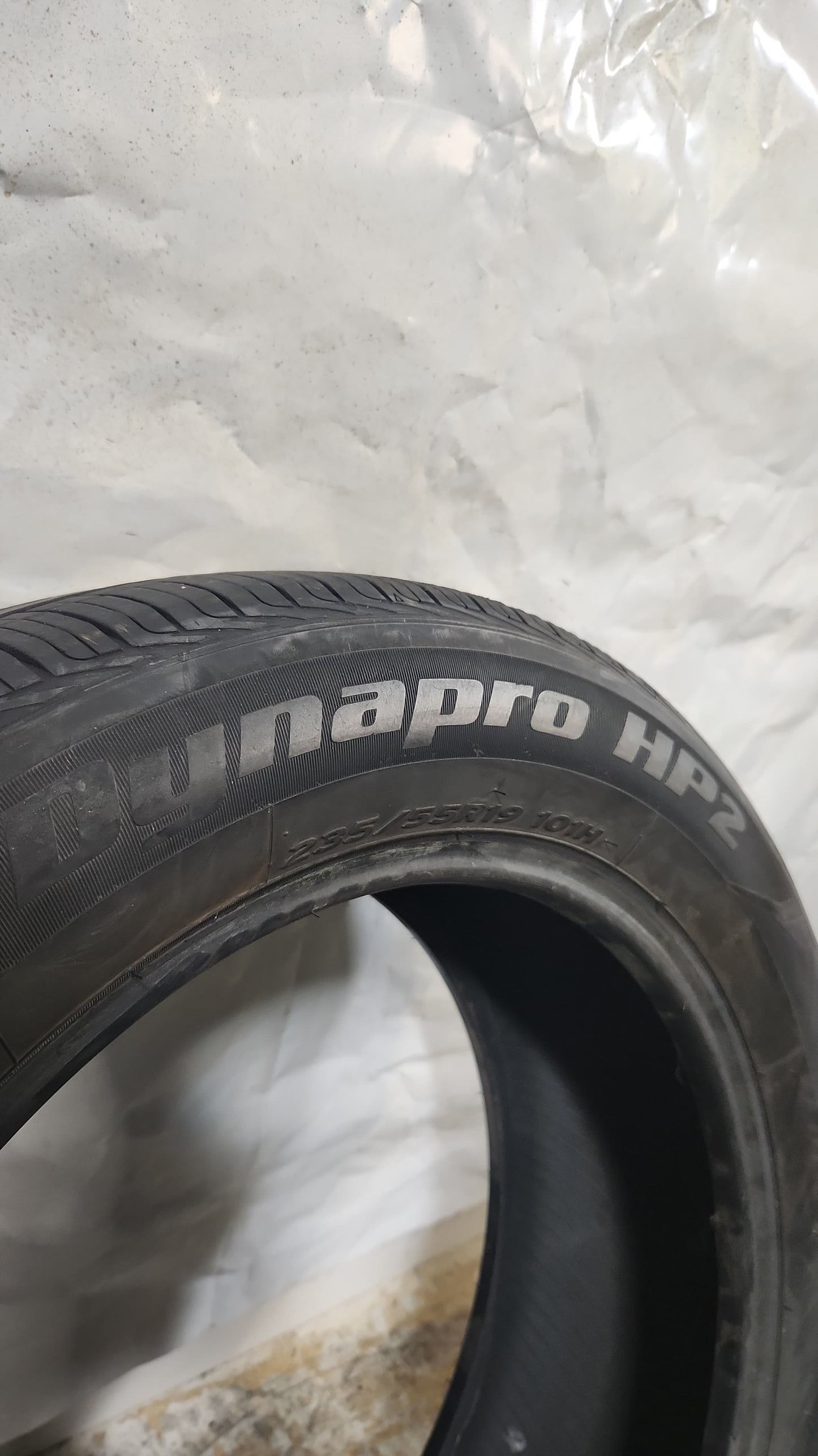 Used Tire - 235/55R19 Hankook Dynapro HP2