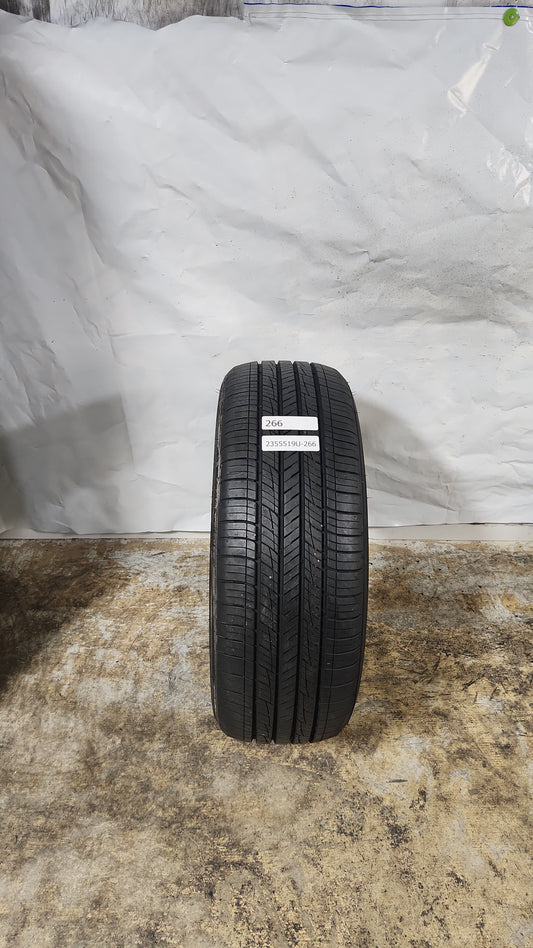 Used Tire - 235/55R19 Kumho Crugen HP71 7/32