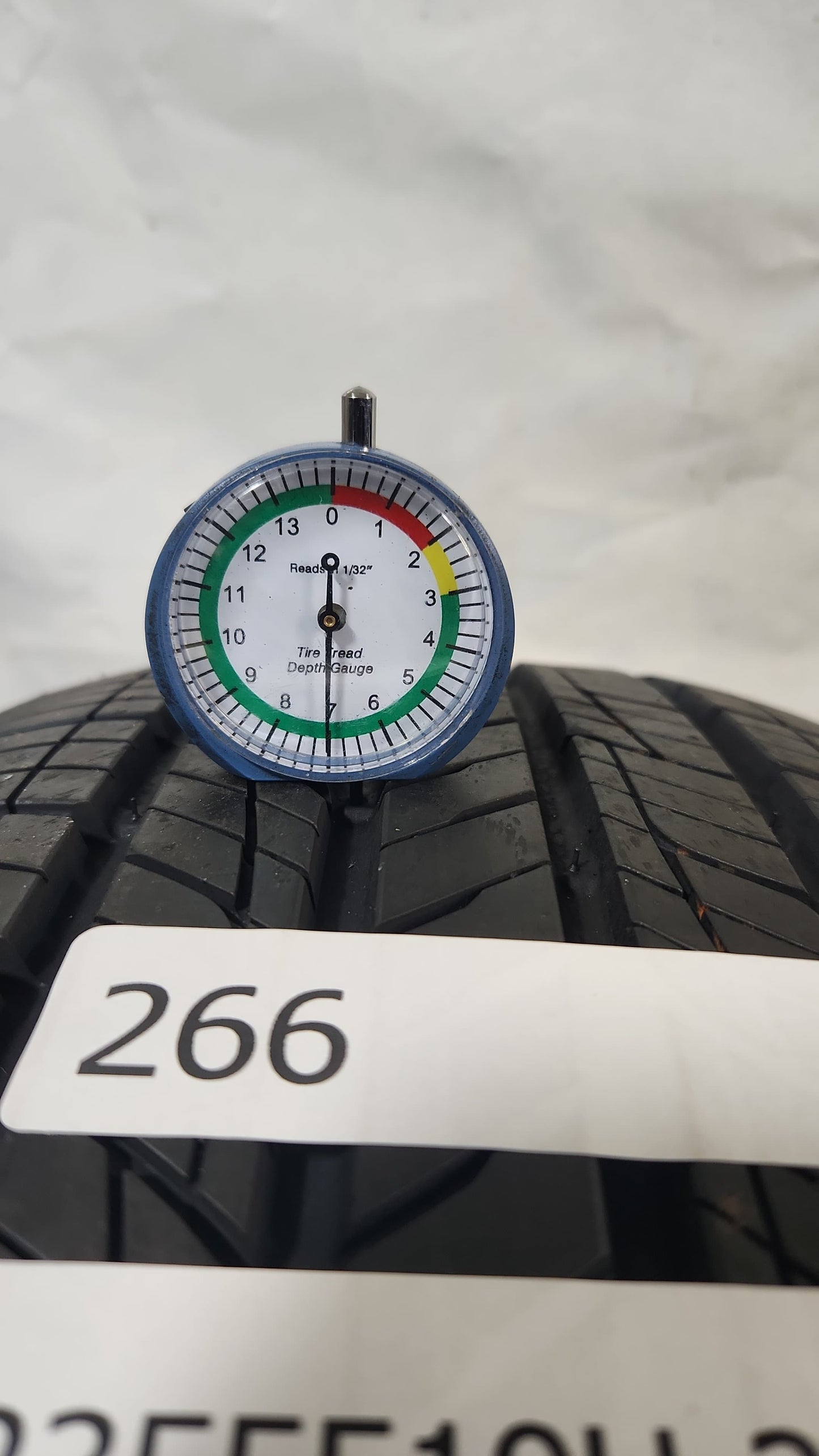 Used Tire - 235/55R19 Kumho Crugen HP71 7/32