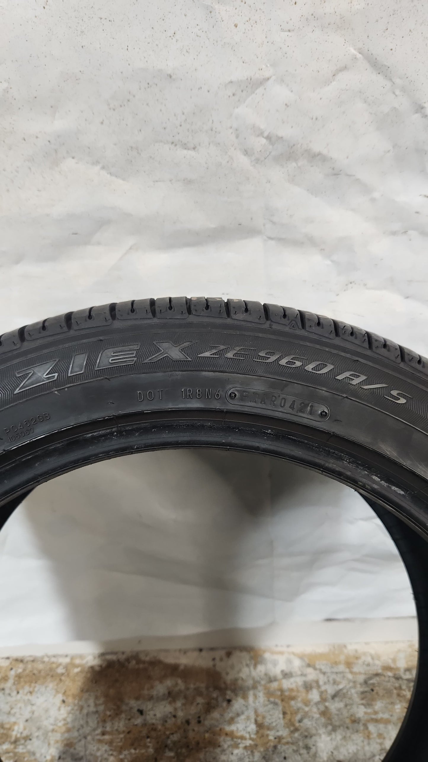 Used Tire - 255/45R19 Falken Ziex ZE960 A/S 7/32