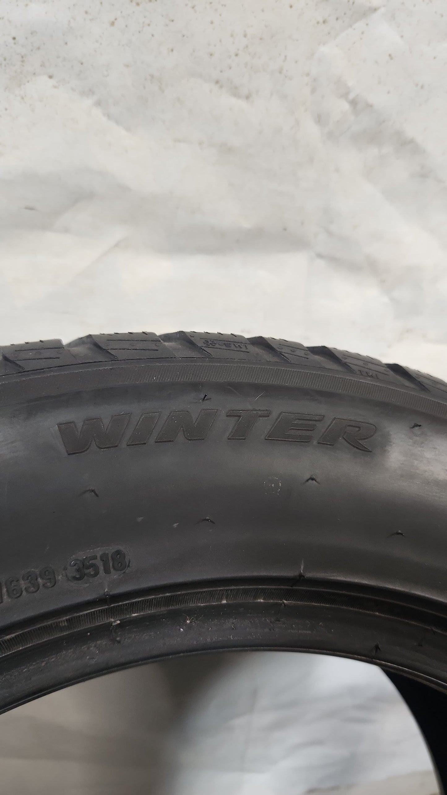 Used Tire - 225/60R17 Pirelli Sottozero 3 Winter