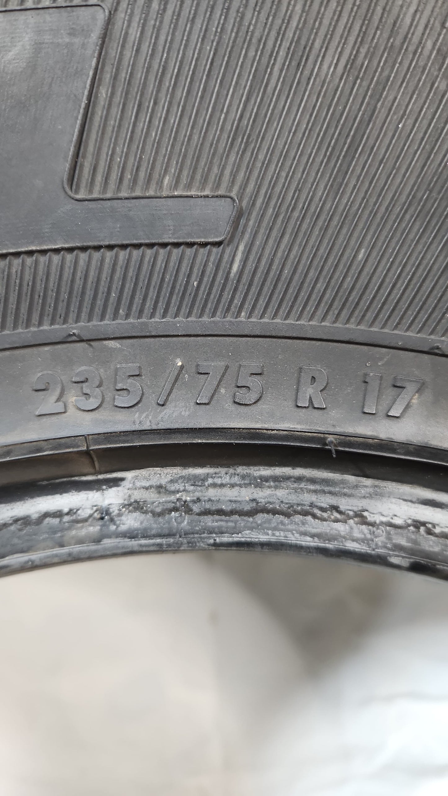 Used Tire - 235/75R17 General Grabber HTS