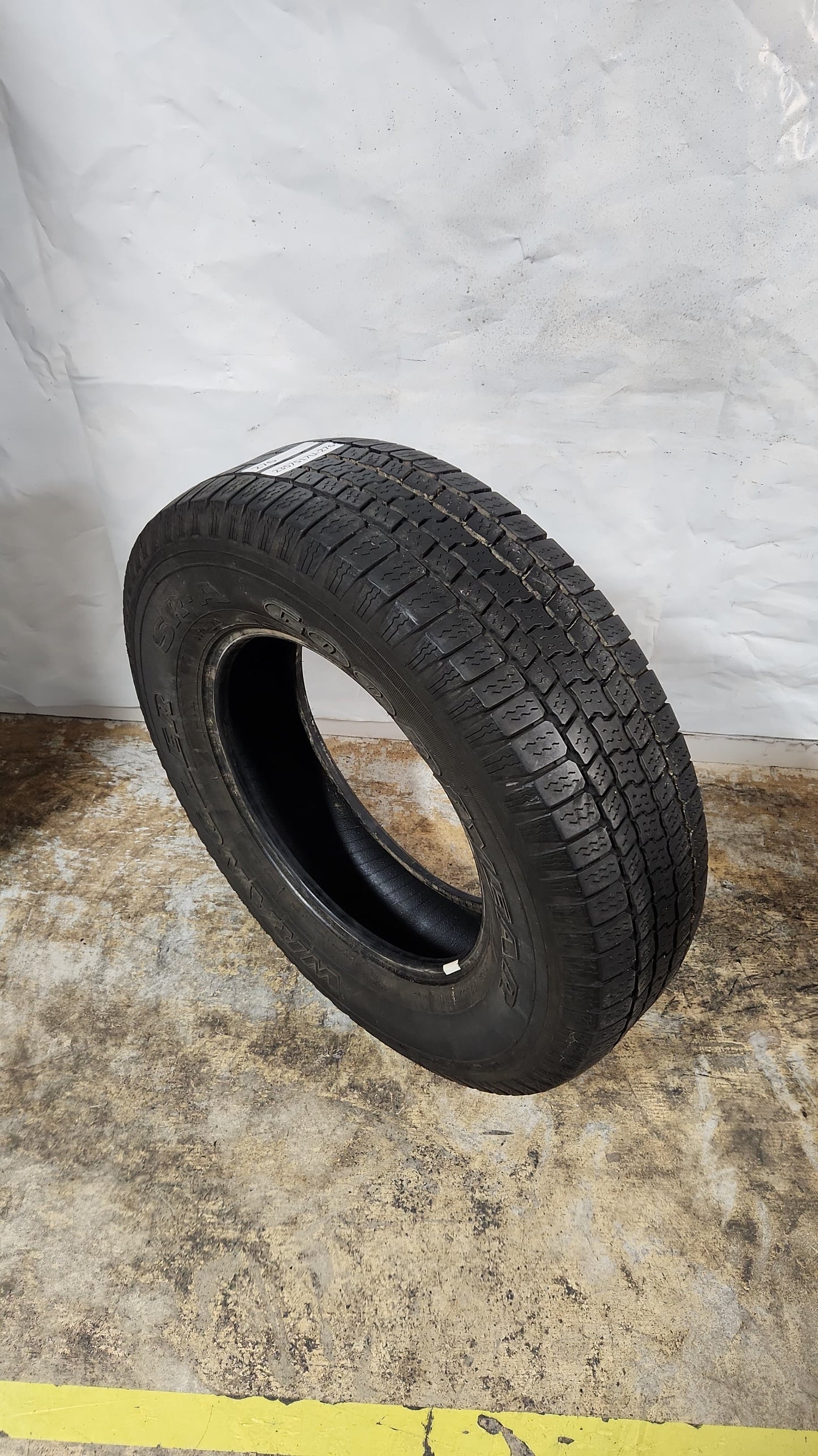 Used Tire - 235/75R17 Goodyear Wrangler SR-A