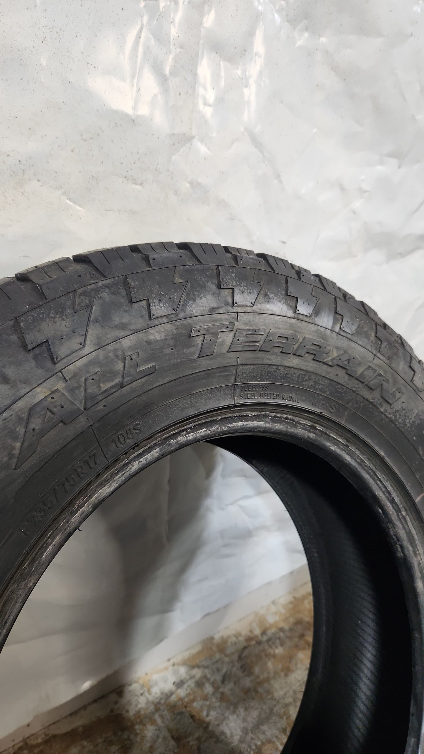 Used Tire - 235/75R17 Nitto Terra Grappler All Terrain