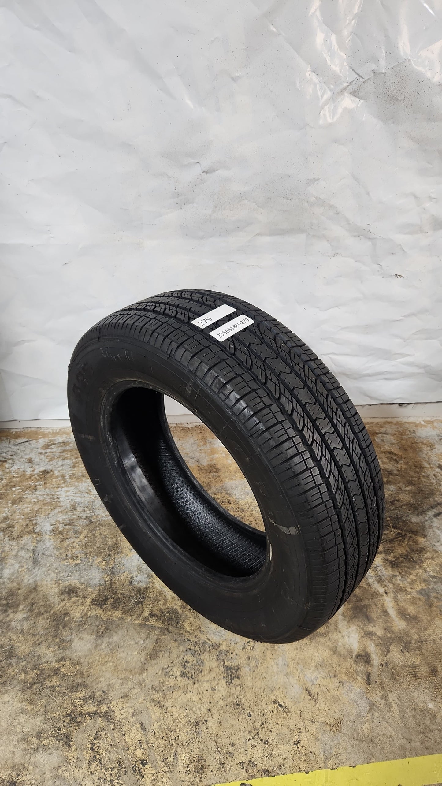 Used Tire - 235/65R18 Toyo Open Country A25A