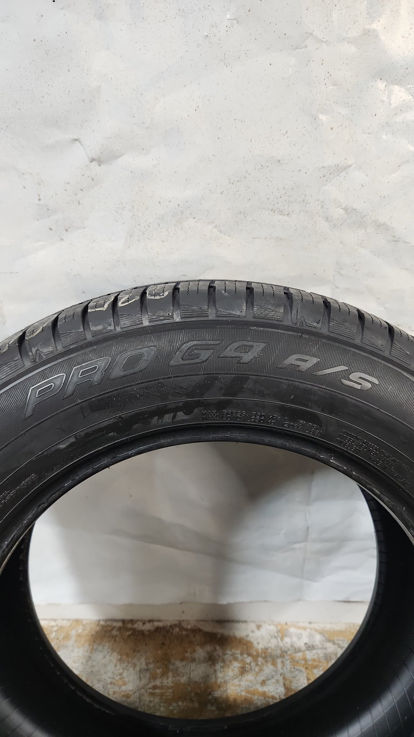 Used Tire - 235/65R18 Falken Pro G4 A/S