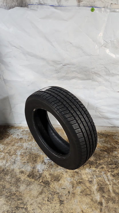 Used Tire - 235/60R18 Michelin Defender LTX M/S 7/32