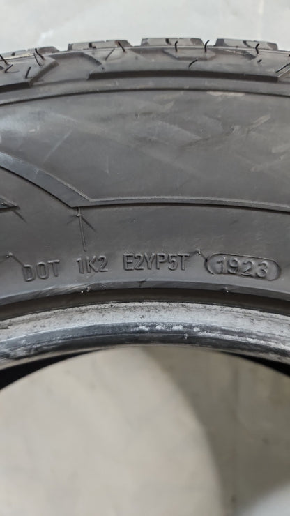 Used Tire - 275/60R20 Kumho Mavis Mountaineer APT