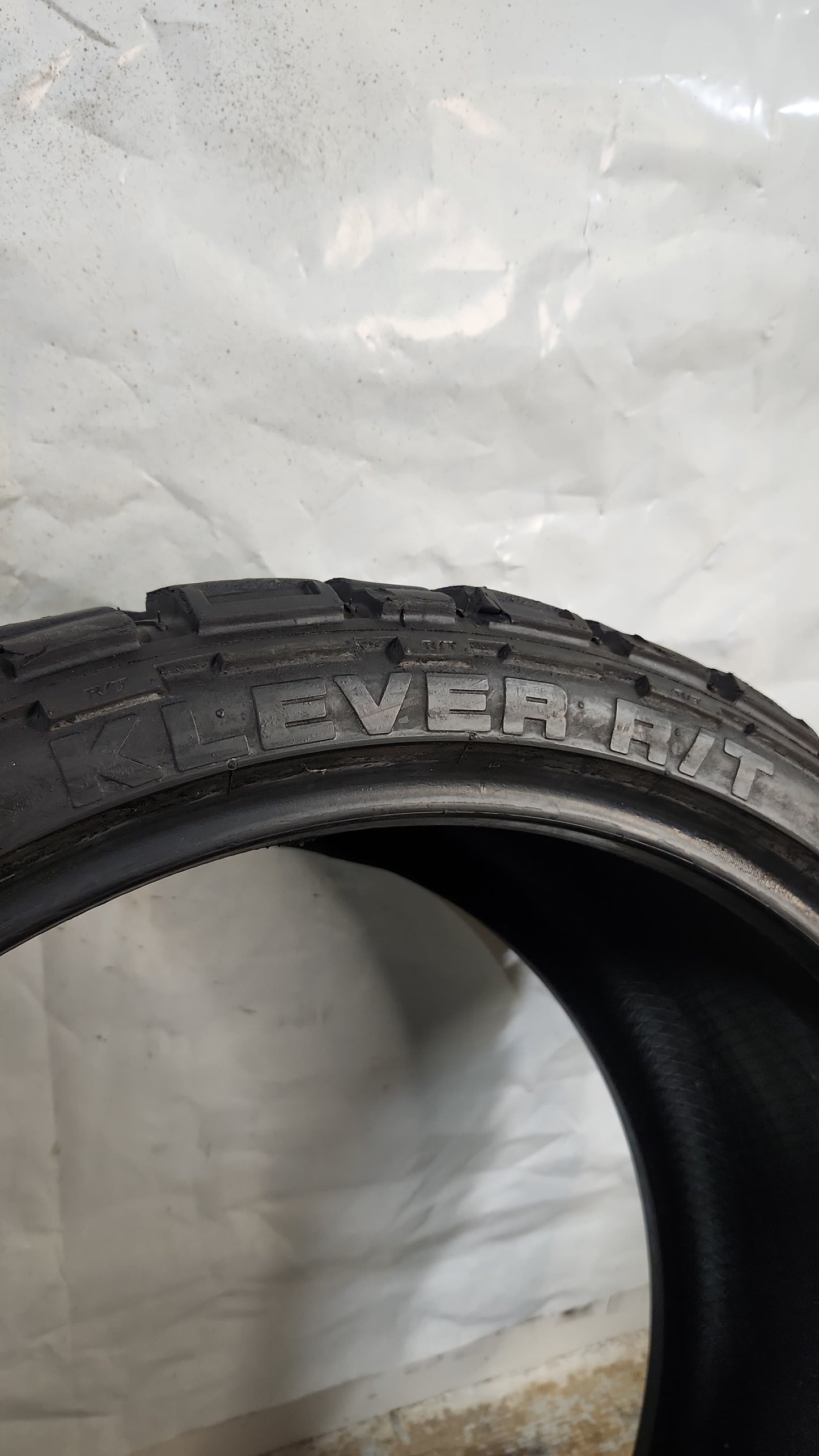  Set of 2 - 33X12.50R24 Kenda Klever R/T KR601 - Used Tires