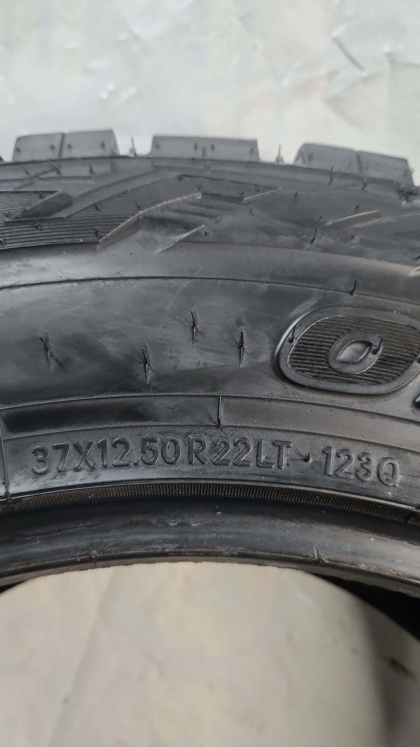Used Tire - 37X12.50R22 LT Toyo Open Country R/T 11/32