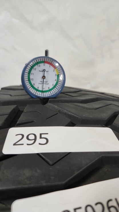Used Tire - 37X13.50R26 LT Venom Power Terra Hunter R/T 7/32