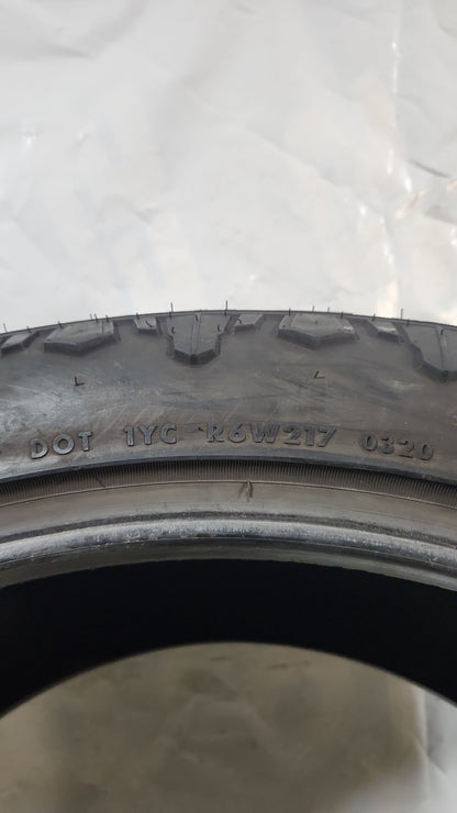 Used Tire - 37X13.50R26 LT Venom Power Terra Hunter R/T 7/32