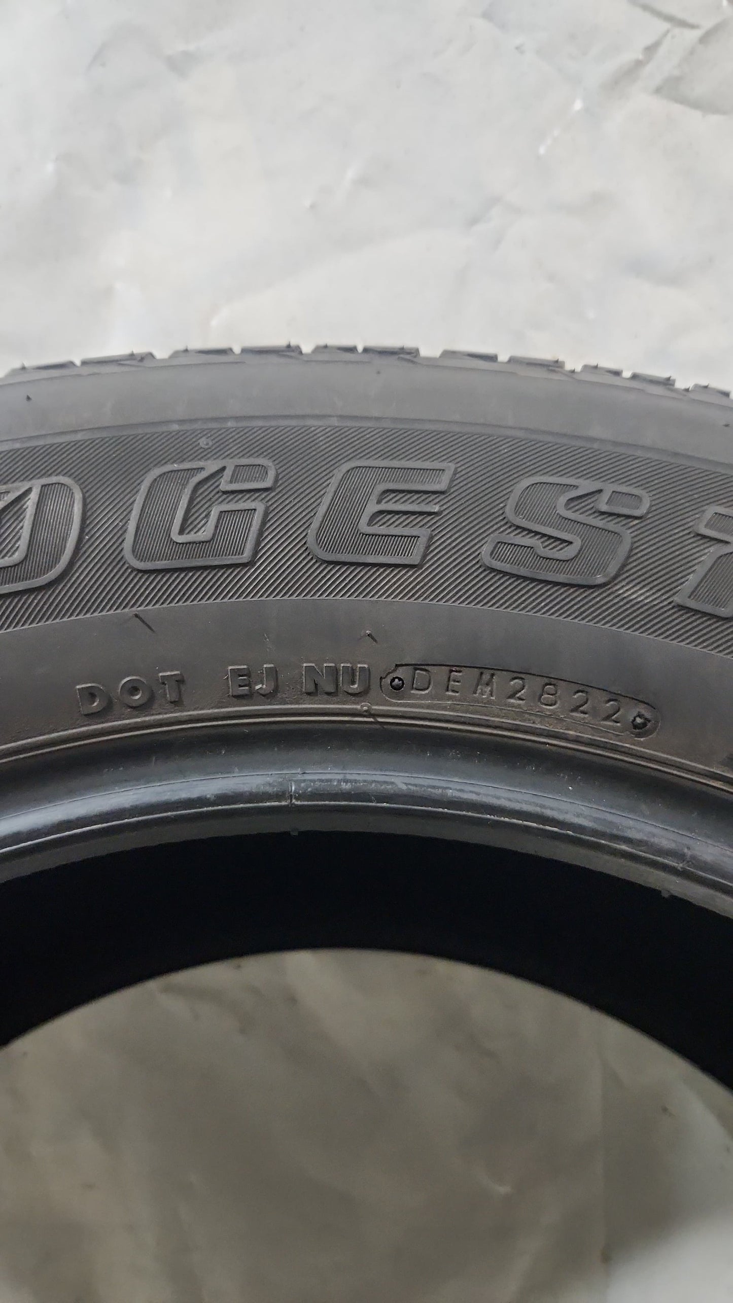 Used Tire - 275/60R20 Bridgestone Dueler H/T 684 II
