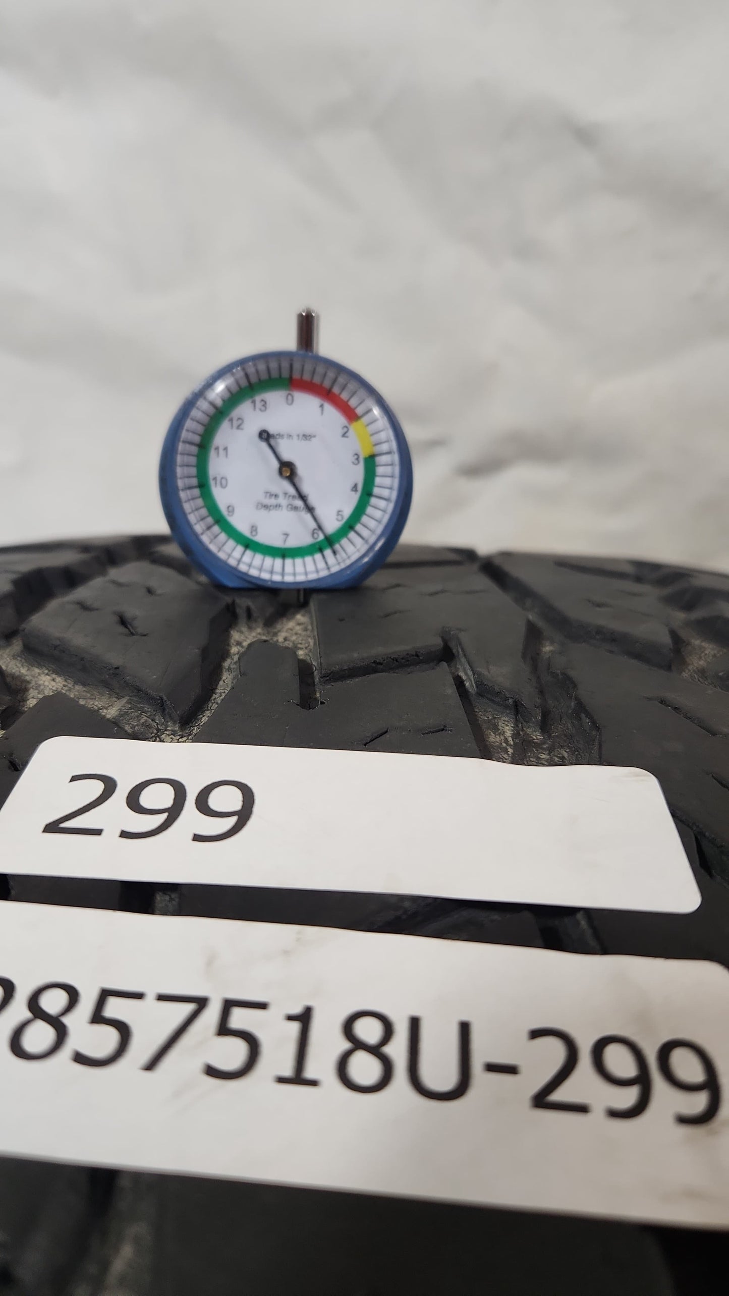 Used Tire - LT 285/75R18 Toyo Open Country A/T II Xtreme