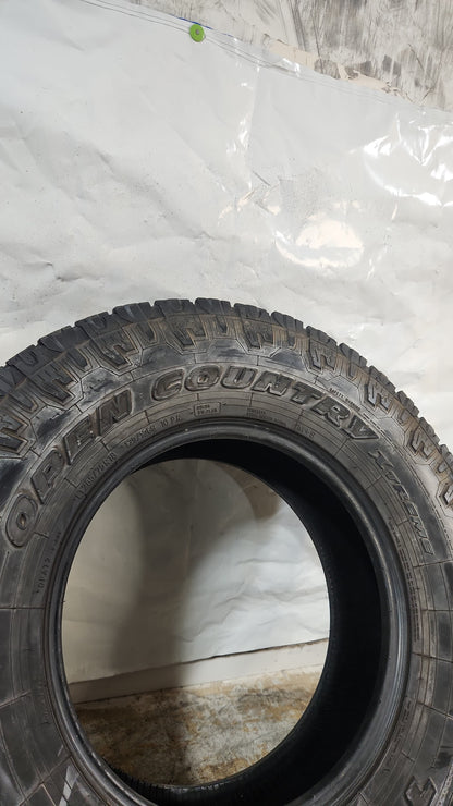 Used Tire - LT 285/75R18 Toyo Open Country A/T II Xtreme