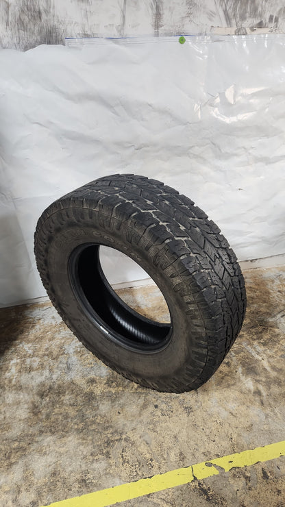 Used Tire - LT 285/75R18 Toyo Open Country A/T II Xtreme