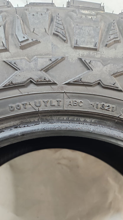 Used Tire - 35X12.50R18 LT Maxxis Razr M/T