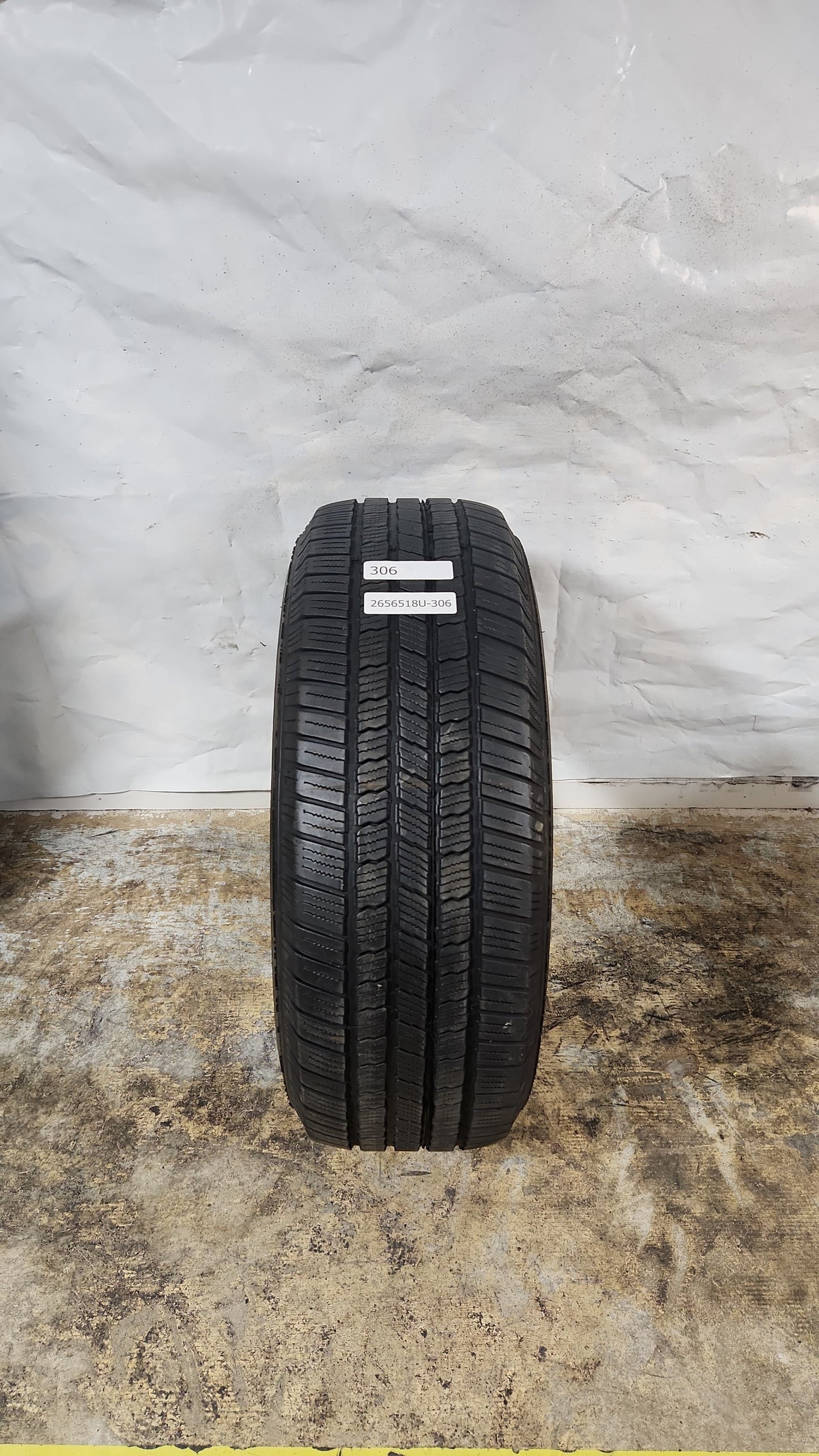 Used Tire - 265/65R18 Michelin Defender LTX M/S