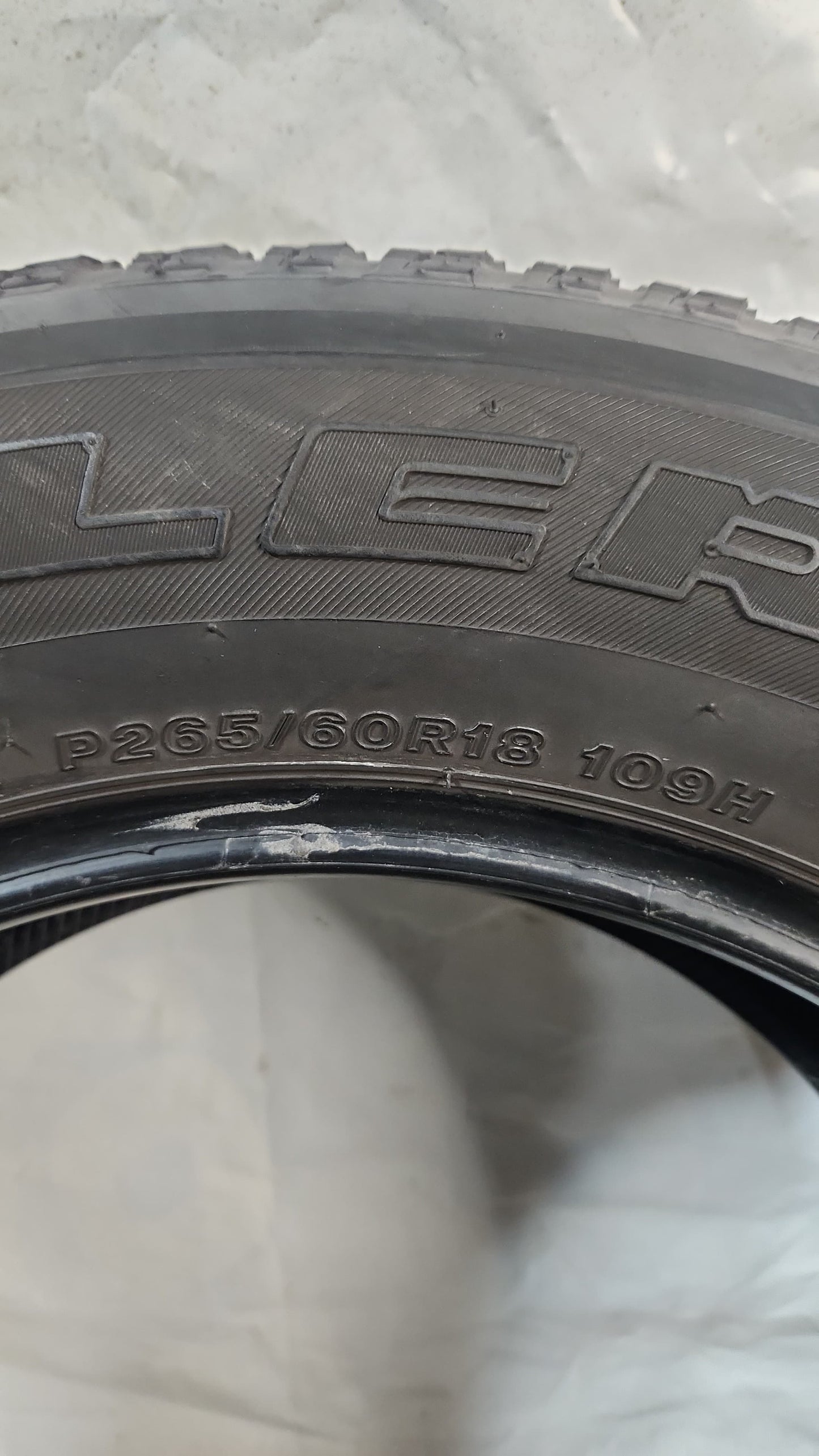 Used Tire - 265/60R18 Bridgestone Dueler H/T 840