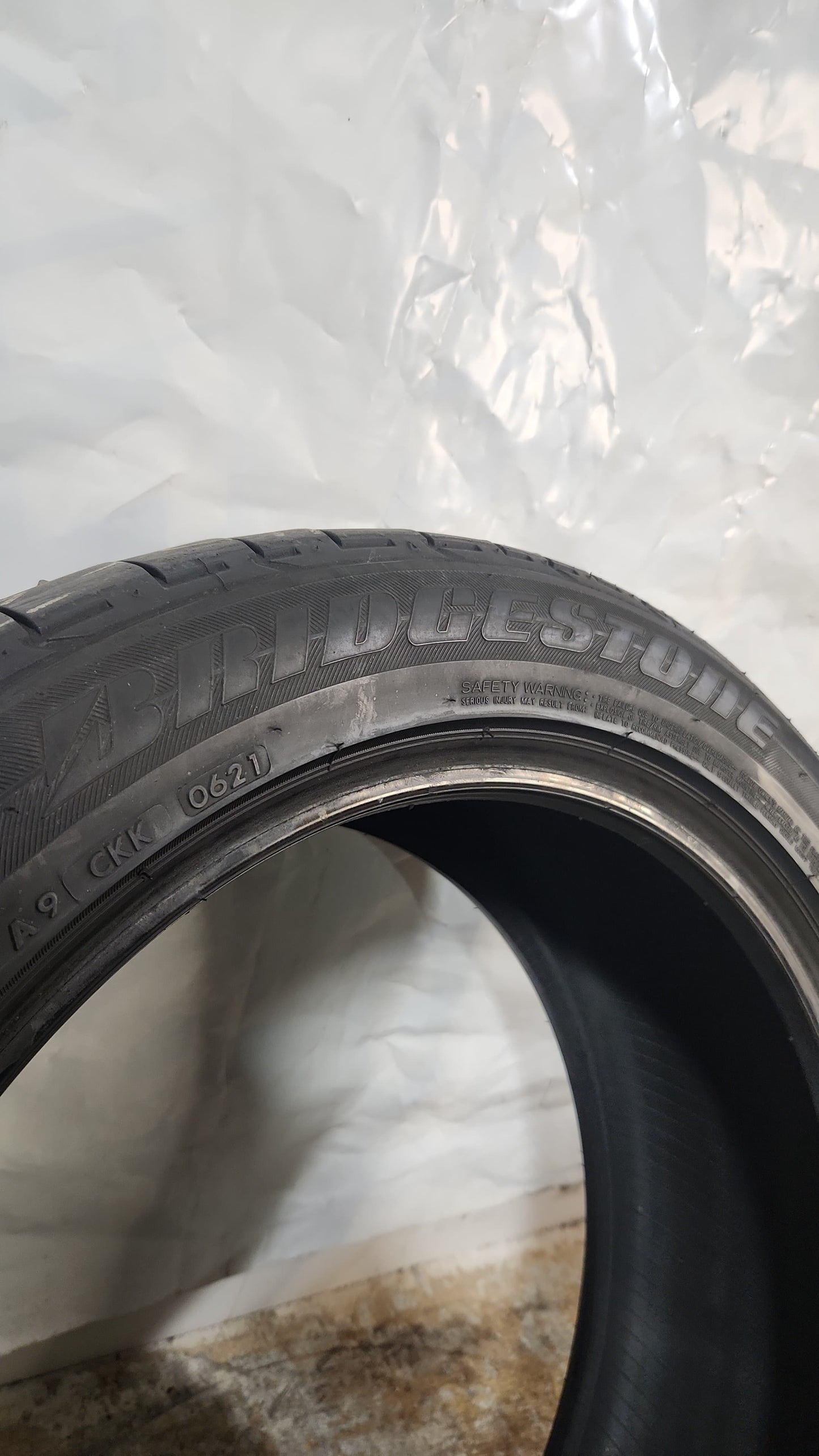 Used Tire - 255/45R20 Bridgestone Dueler H/P Sport