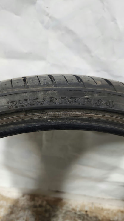 Used Tire - 255/30ZR24 Lexani LX-Twenty 8/32