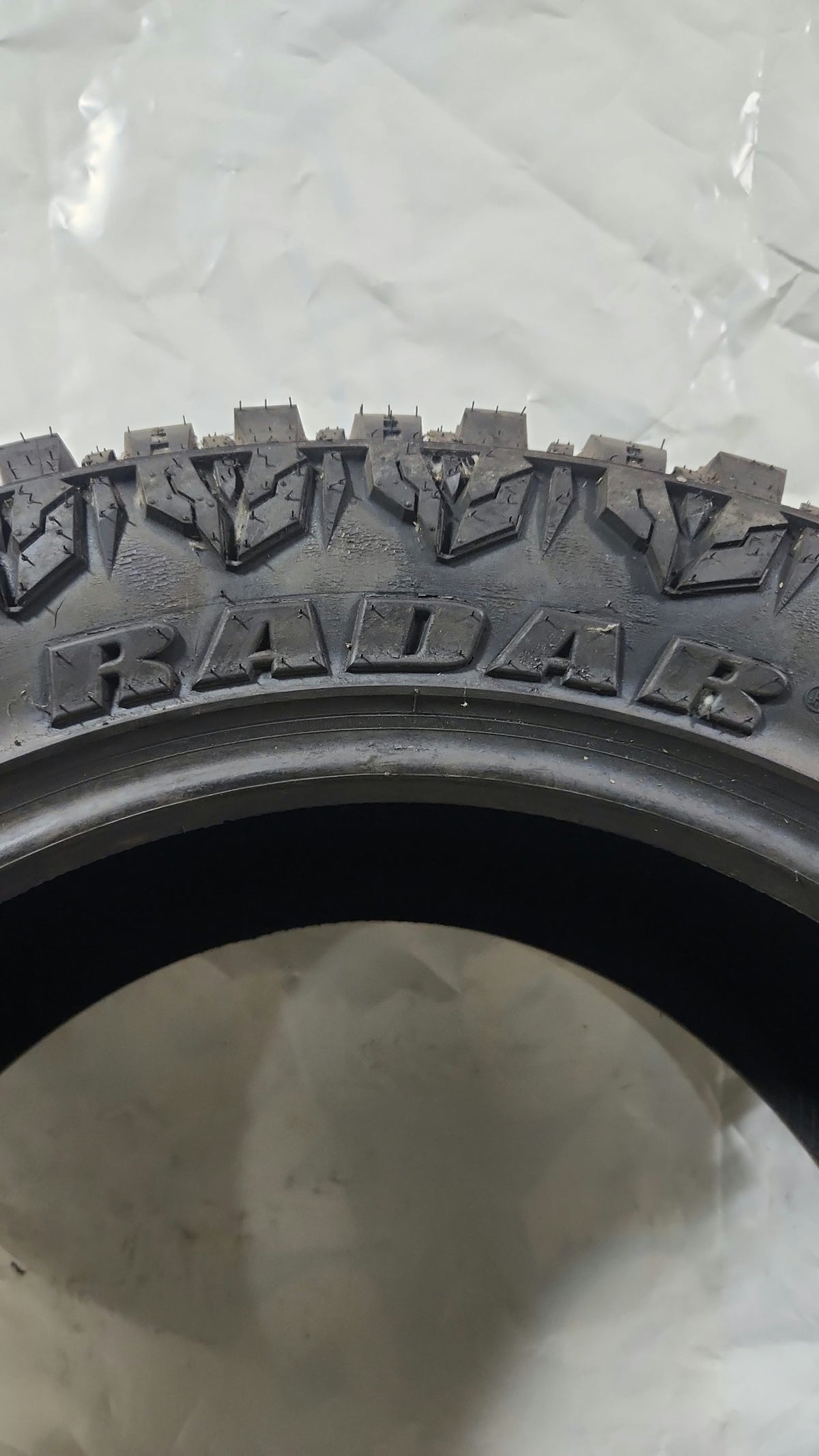 Used Tire - 35X12.50R22 Radar Renegade R/T 13/32