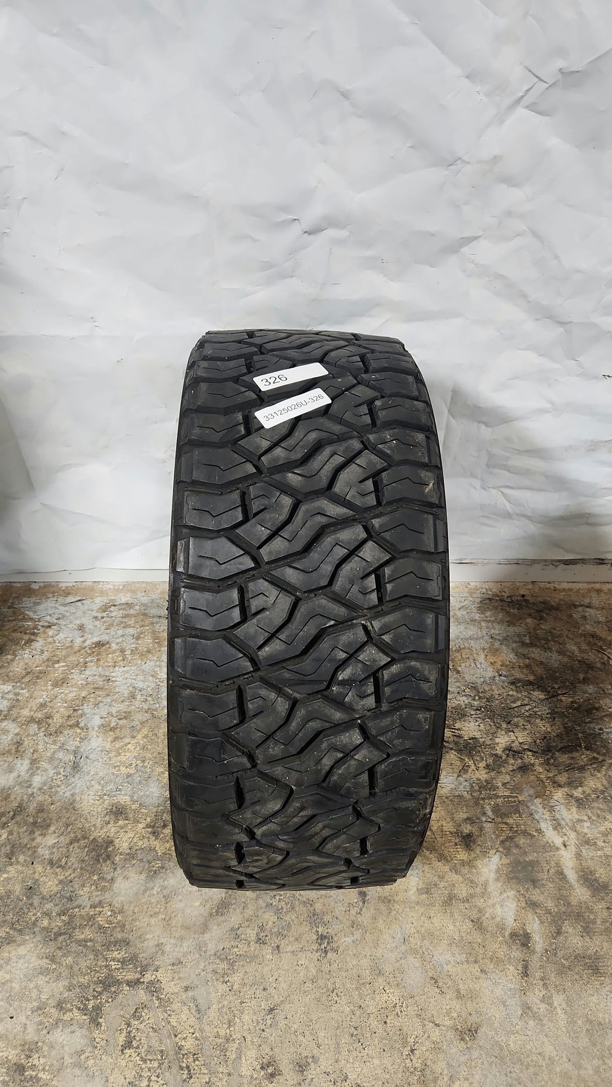 Used Tire - 33X12.50R26 Venom Power Terra Hunter R/T+ 9/32