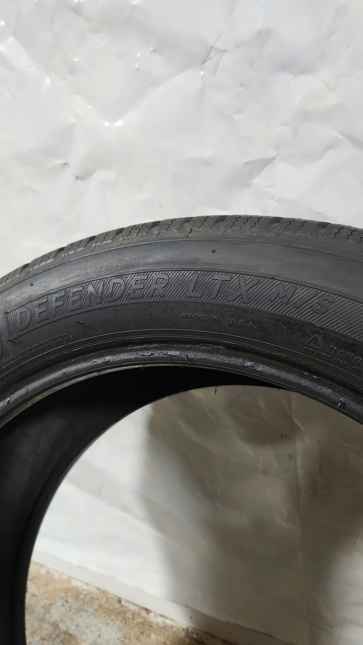 Used Tire - 285/45R22 Michelin Defender LTX M/S