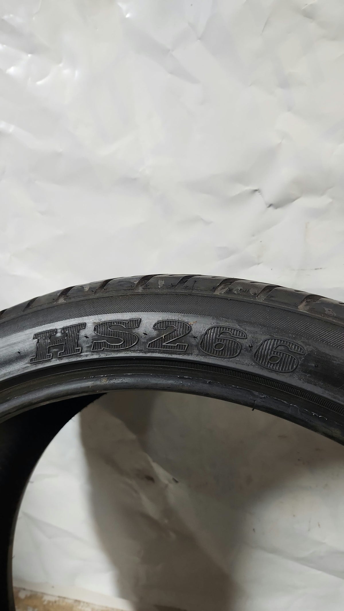 Used Tire - 295/35R24 Fullway HS266