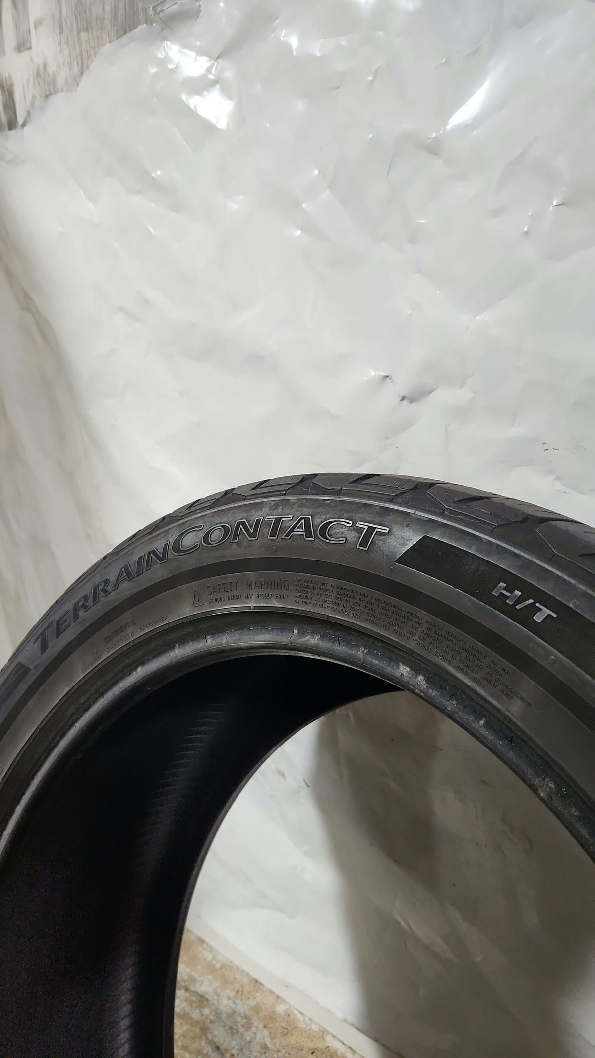 Used Tire - 285/45R22 Continental Terrain Contact H/T