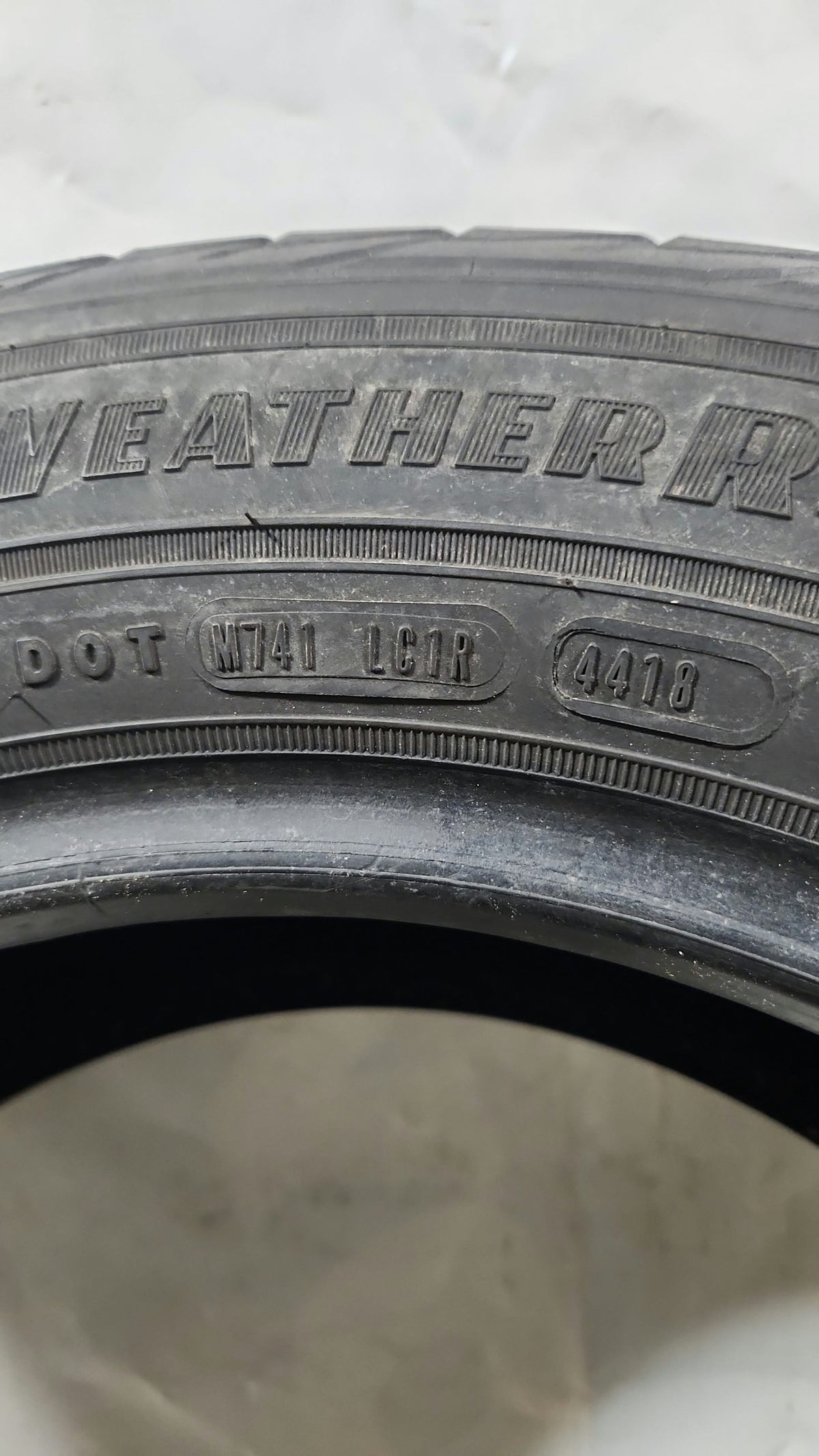 Used Tire - 225/60R17 Goodyear Assurance WeatherReady 99 SL