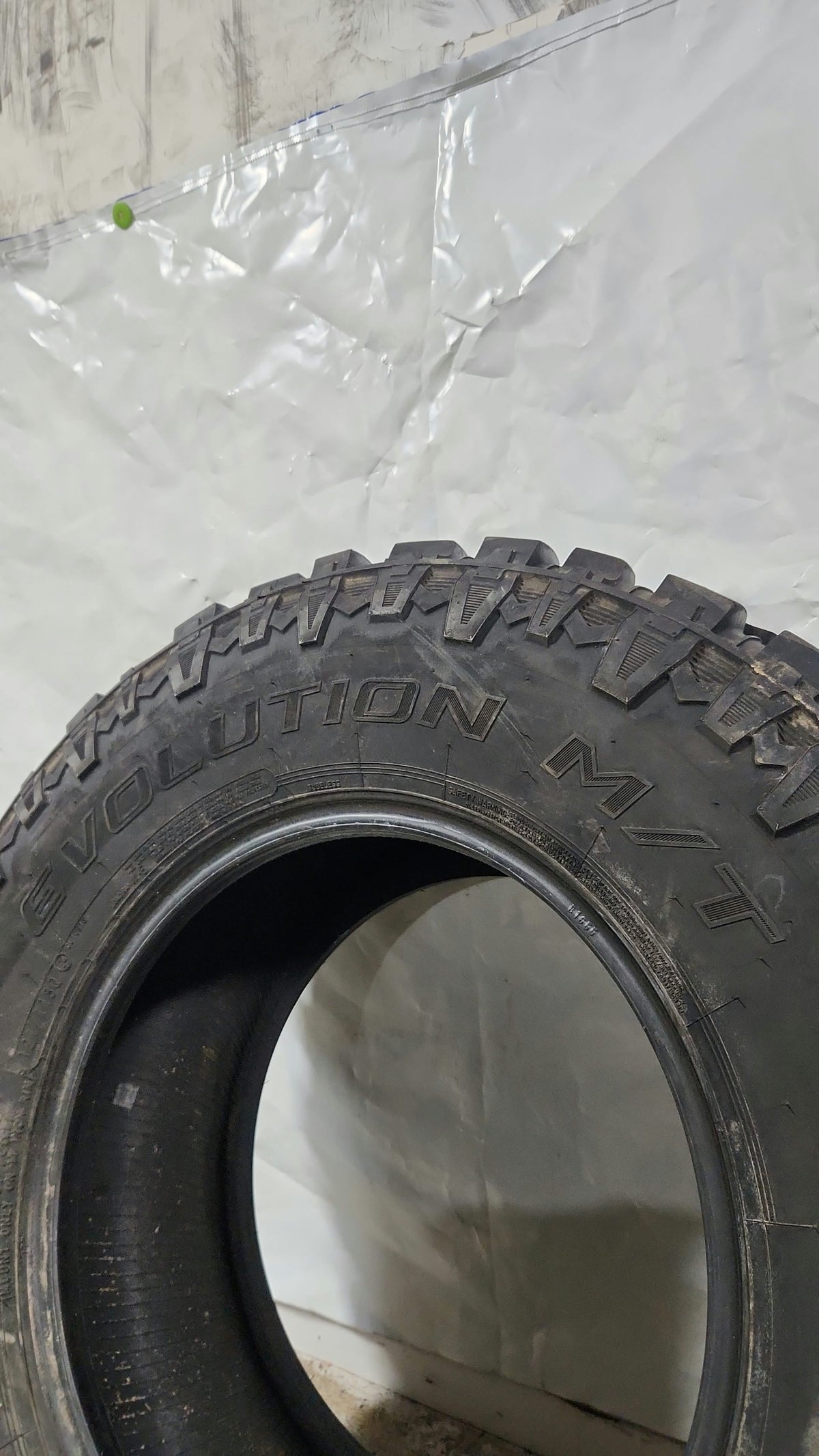 Used Tire - 295/70R17 Cooper Evolution M/T 9/32