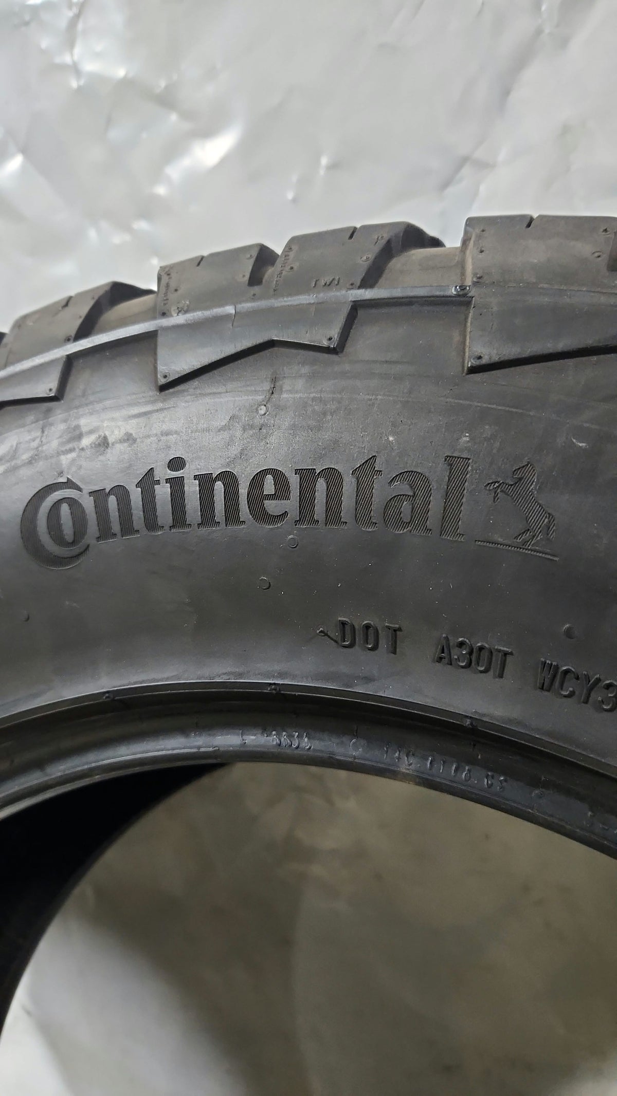 Used Tire - 275/65R20 Continental TerrainContact A/T