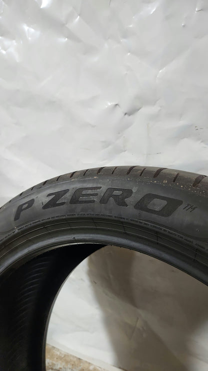 Used Tire - 275/40R22 Pirelli PZero 7/32
