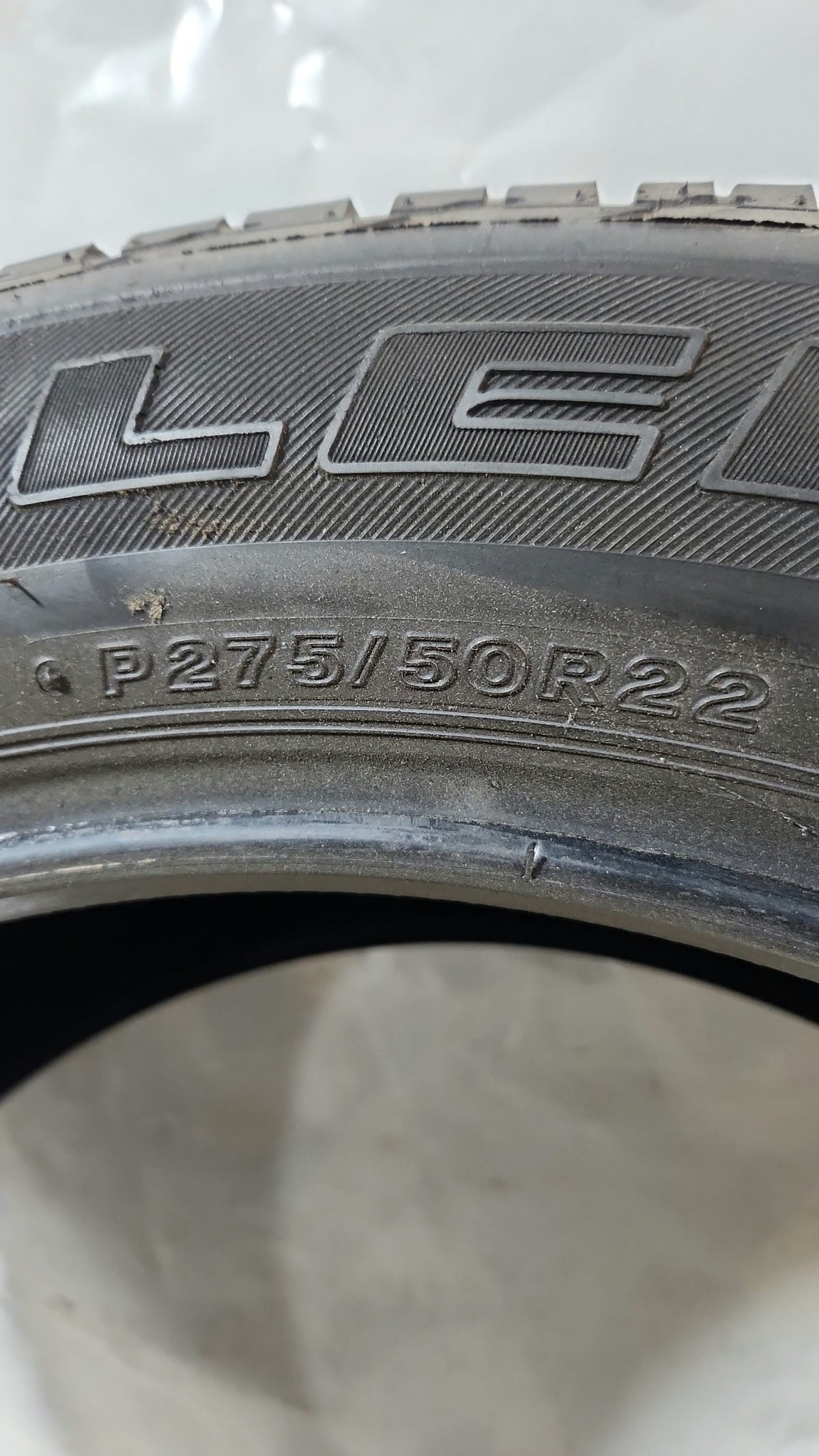 Used Tire - 275/50R22 Bridgestone Dueler H/T 684 II 8/32