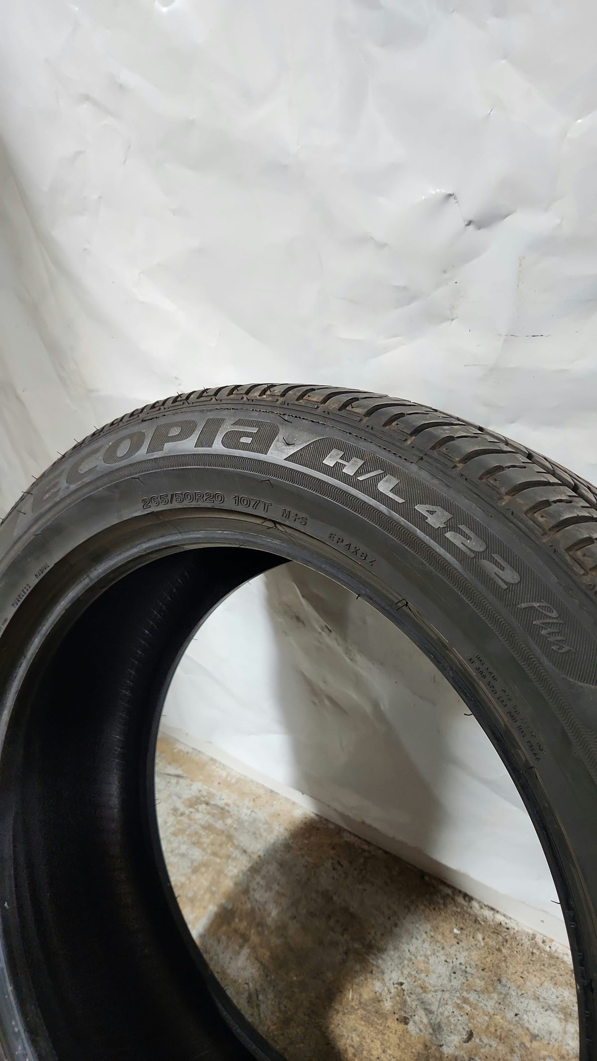 Used Tire - 265/50R20 Bridgestone Ecopia H/L 422 Plus