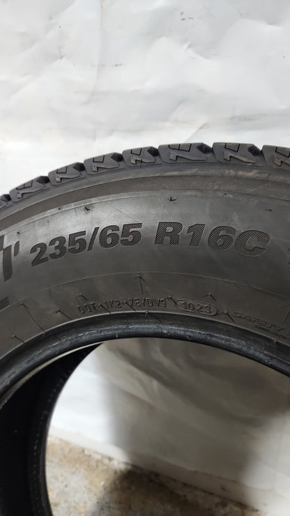 Used Tire - 235/65R16 Kumho Crugen HT51