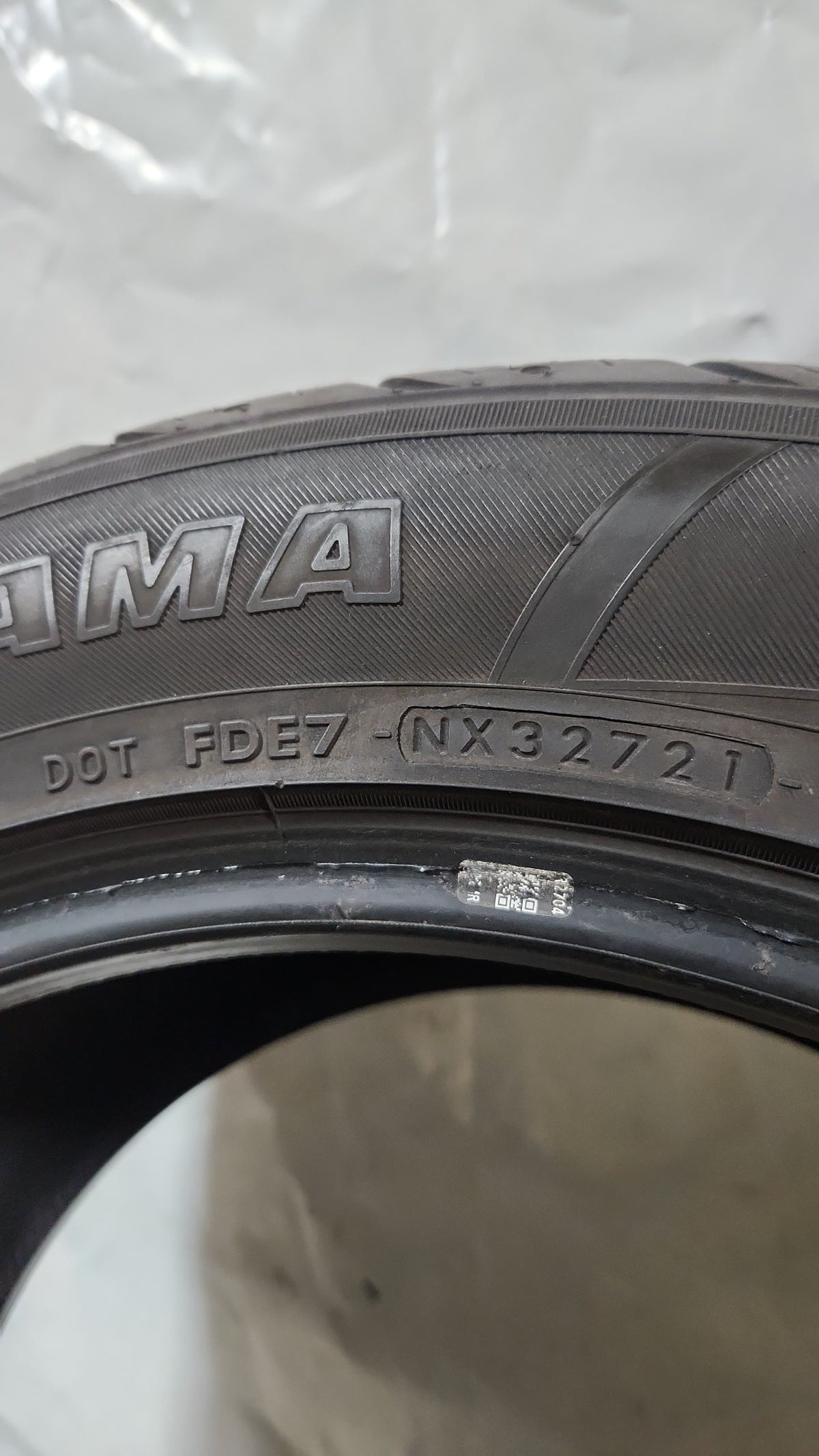 Used Tire - 295/45R20 Yokohama Parada Spec-X