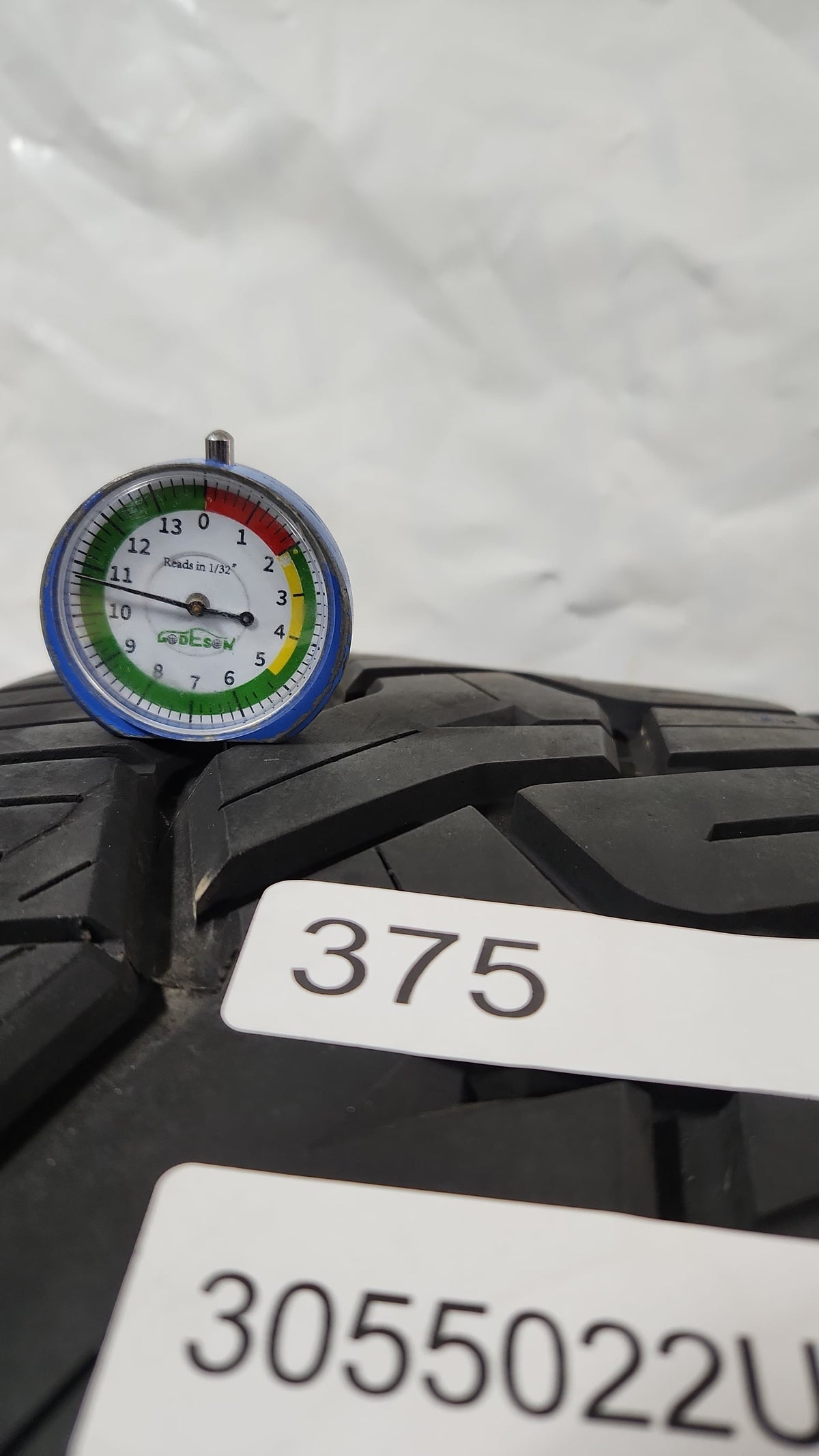 Used Tire - 305/50R22 Nitto NT420 10/32
