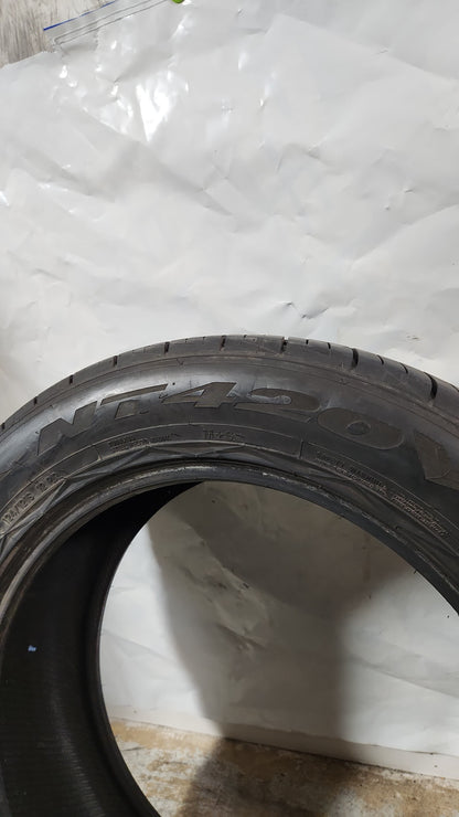 Used Tire - 305/50R22 Nitto NT420 10/32