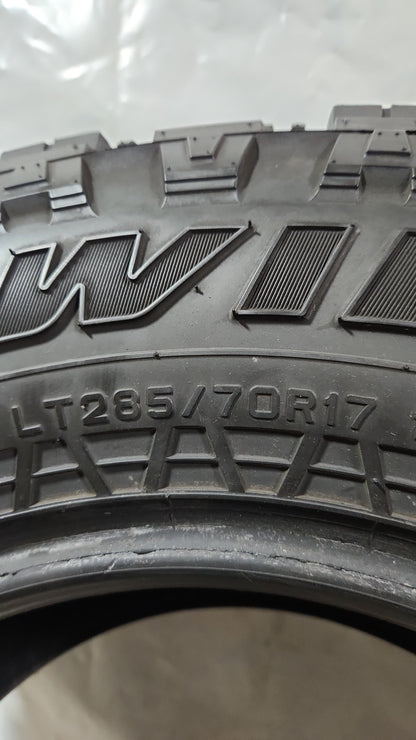 Used Tire - 285/70R17 Falken Wildpeak M/T 01