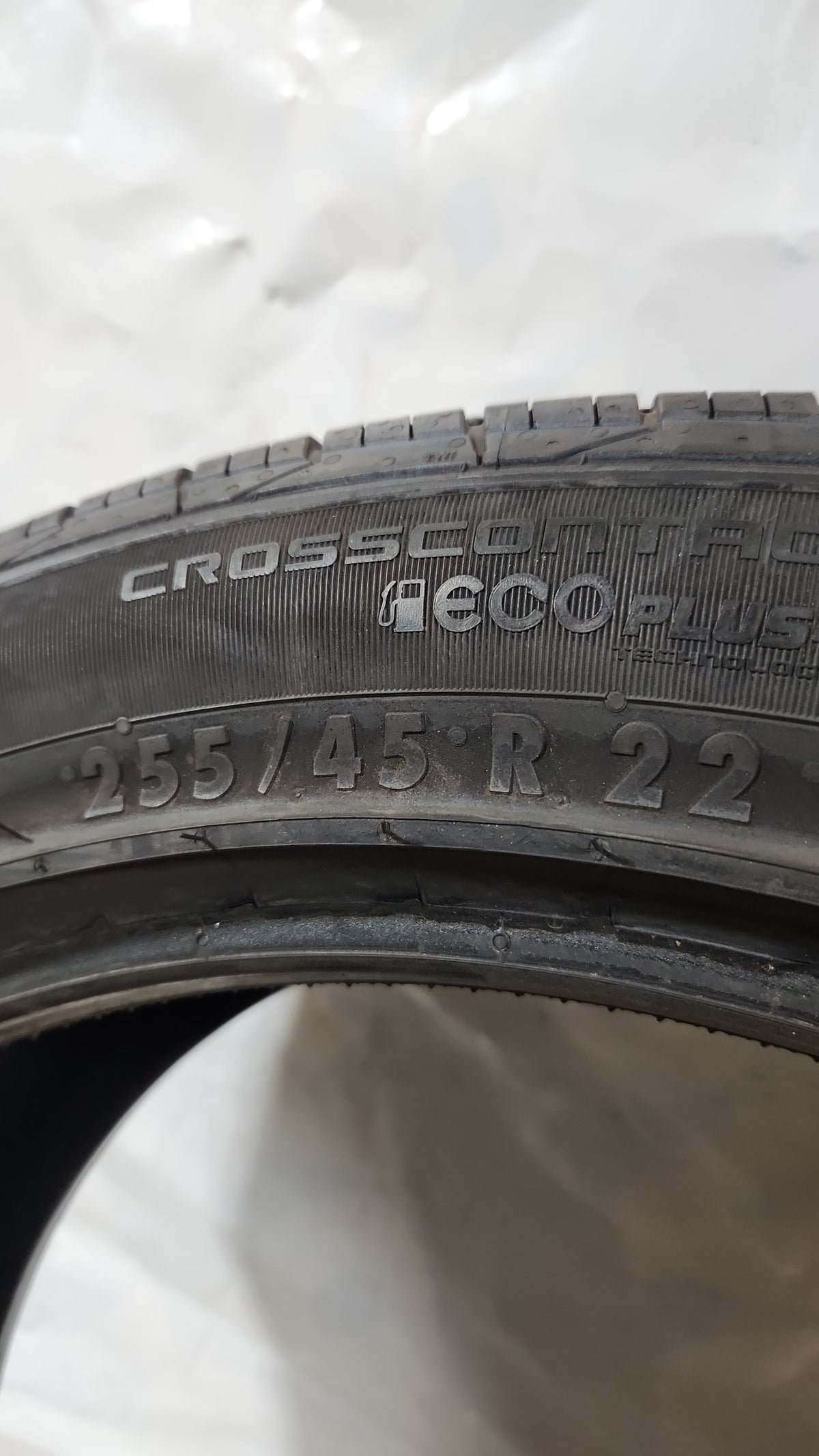 Used Tire - 255/45R22 Continental CrossContact LX20 Eco Plus 7/32