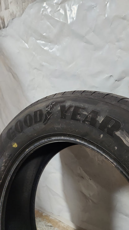 Used Tire - 275/60R20 Goodyear Wrangler Territory HT 116 XL