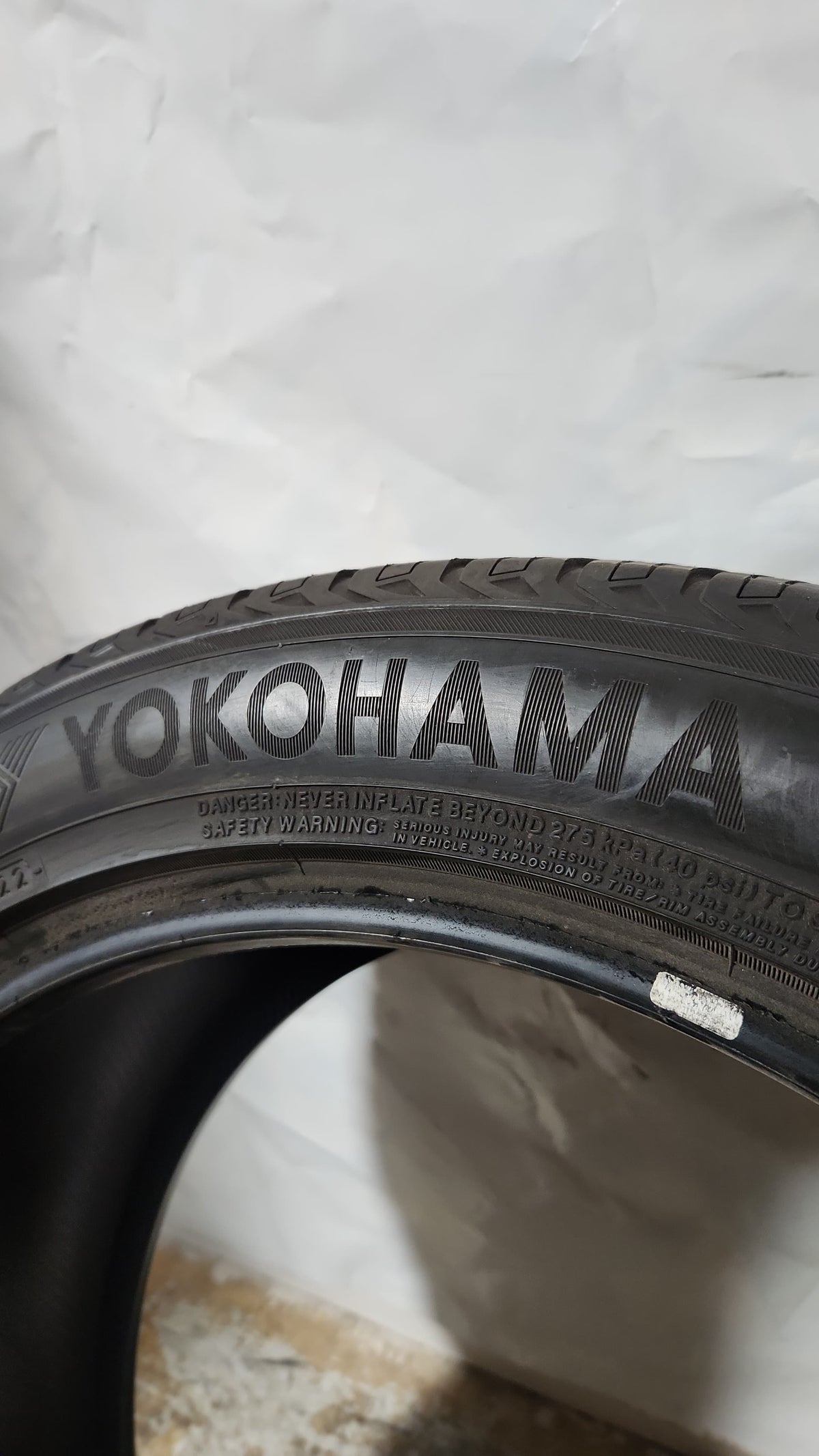 Used Tire - 275/45R21 Yokohama Geolandar X-CV G057 110 XL