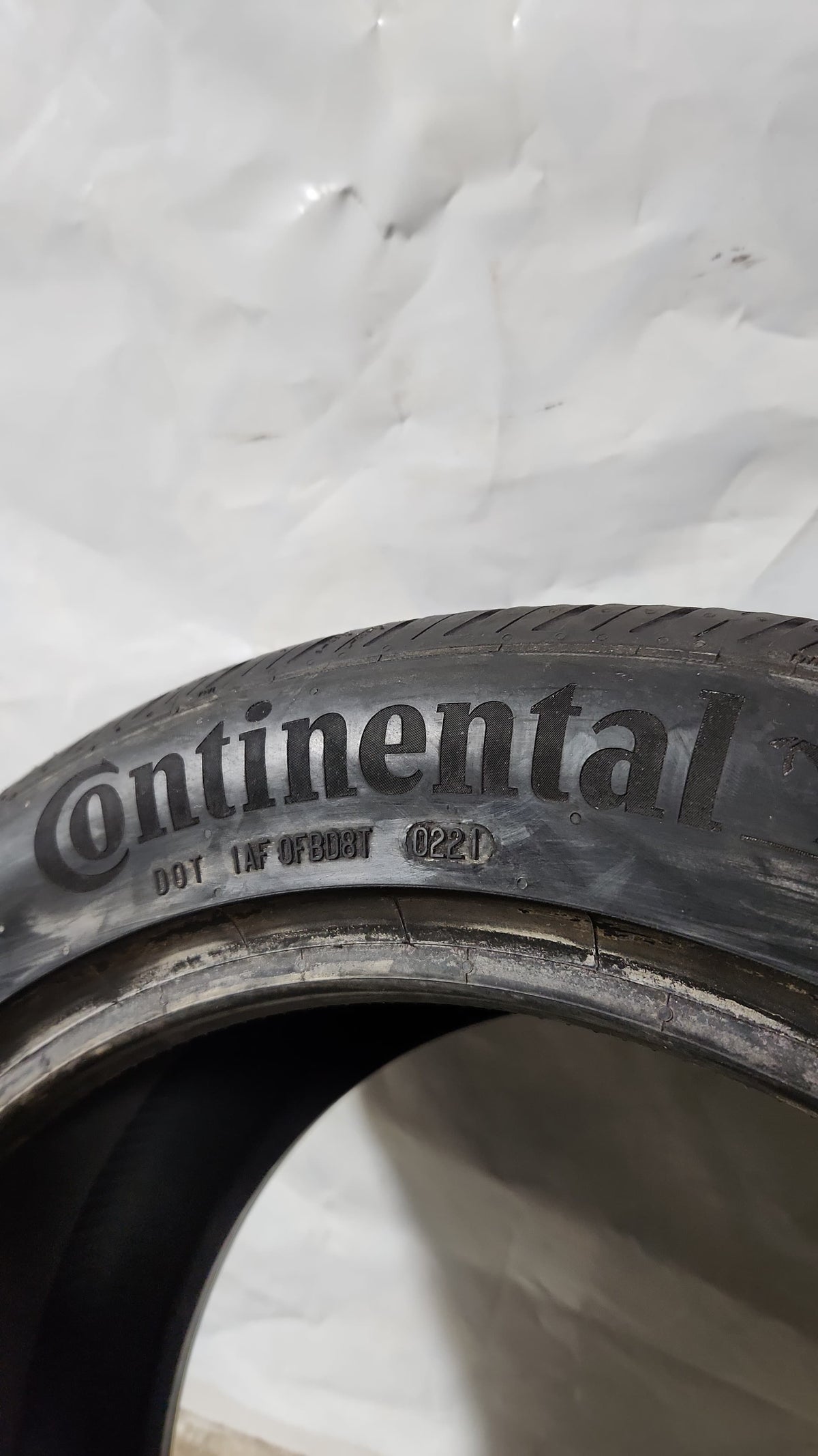 Used Tire - 255/45R19 Continental Pro Contact RX